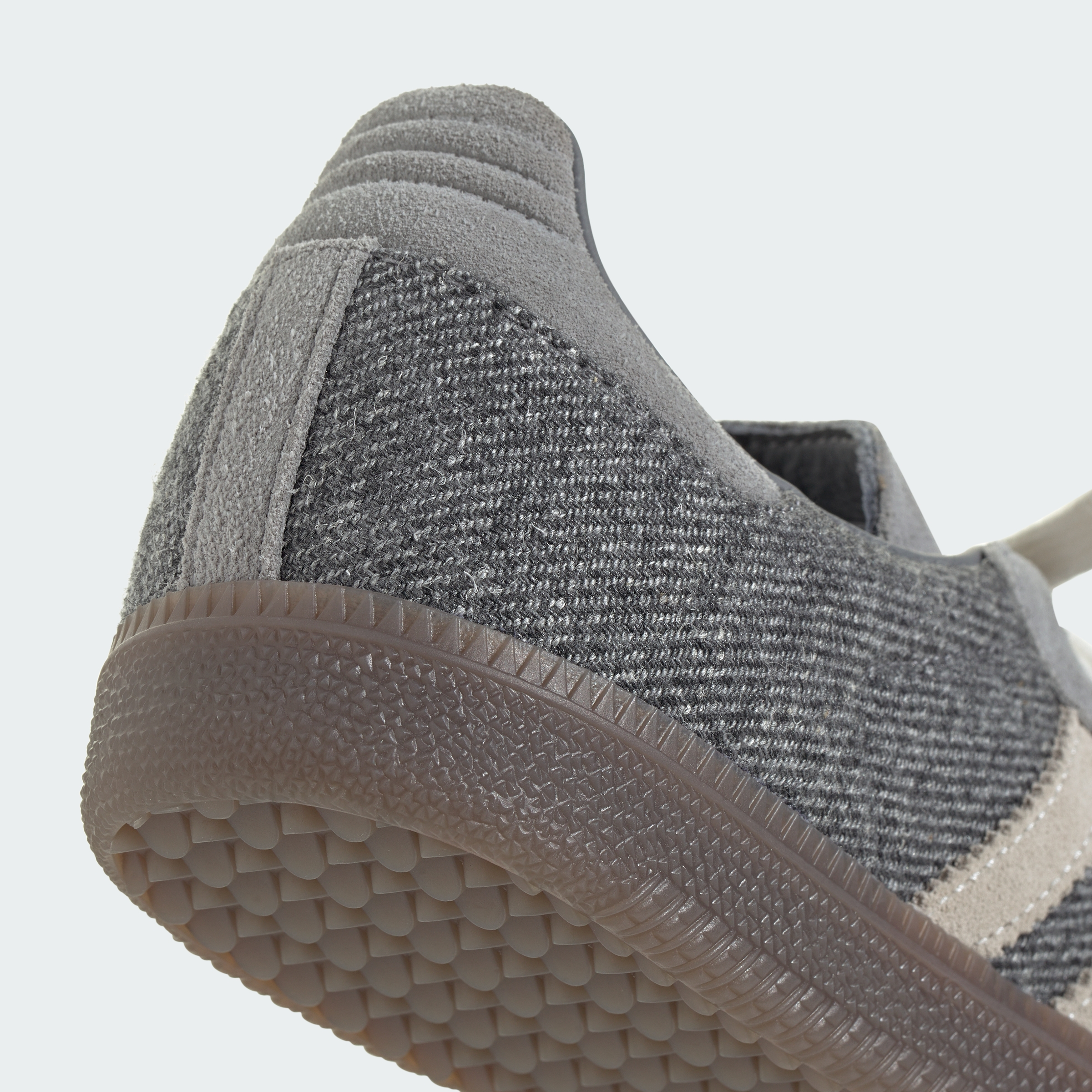 adidas MOLLY-MAE SAMBA SLATE - Grey Three / Off White / Gum - View 10