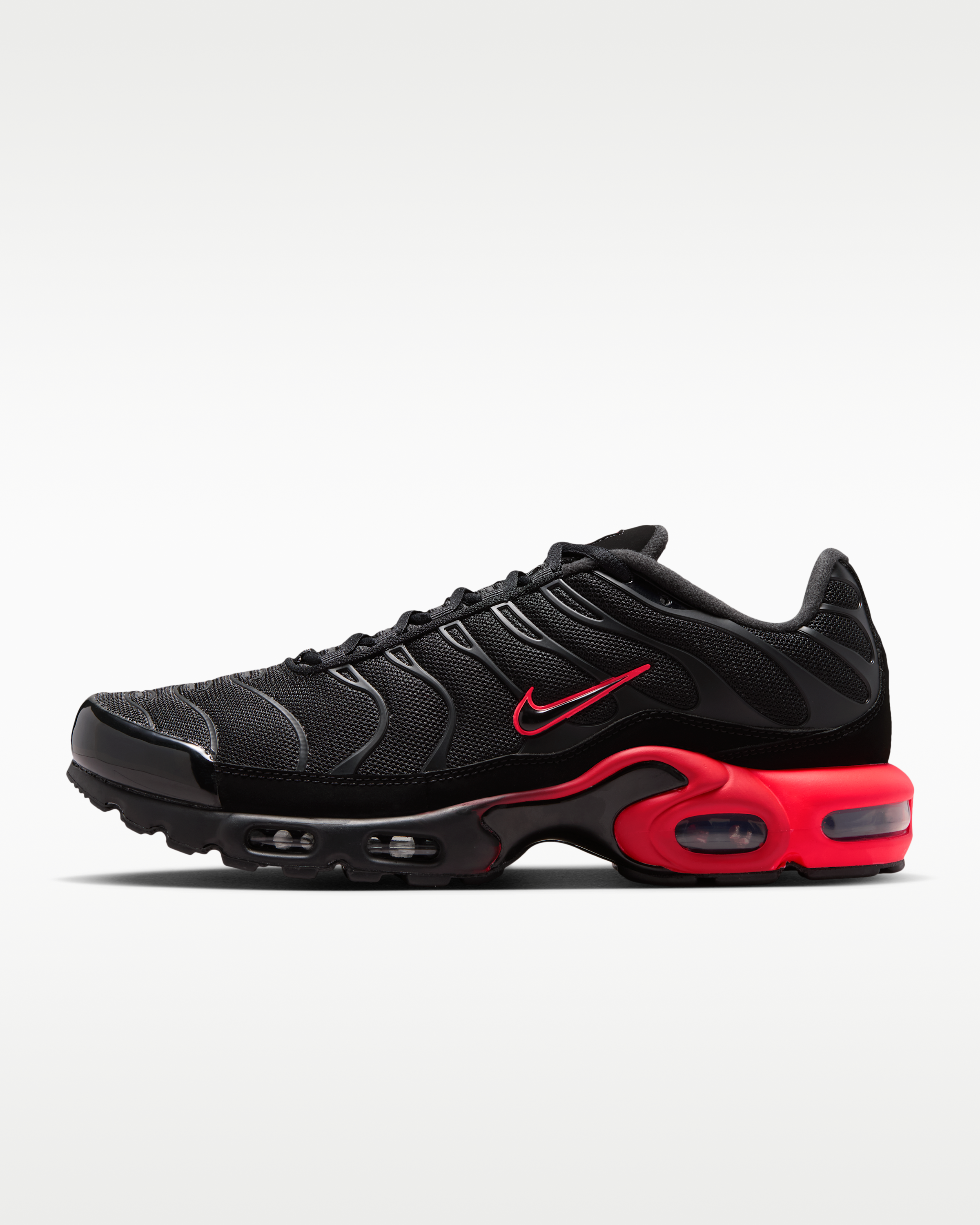 Nike Air Max Plus Men's Shoes - Black/Bright Crimson/Black/Black - View 1