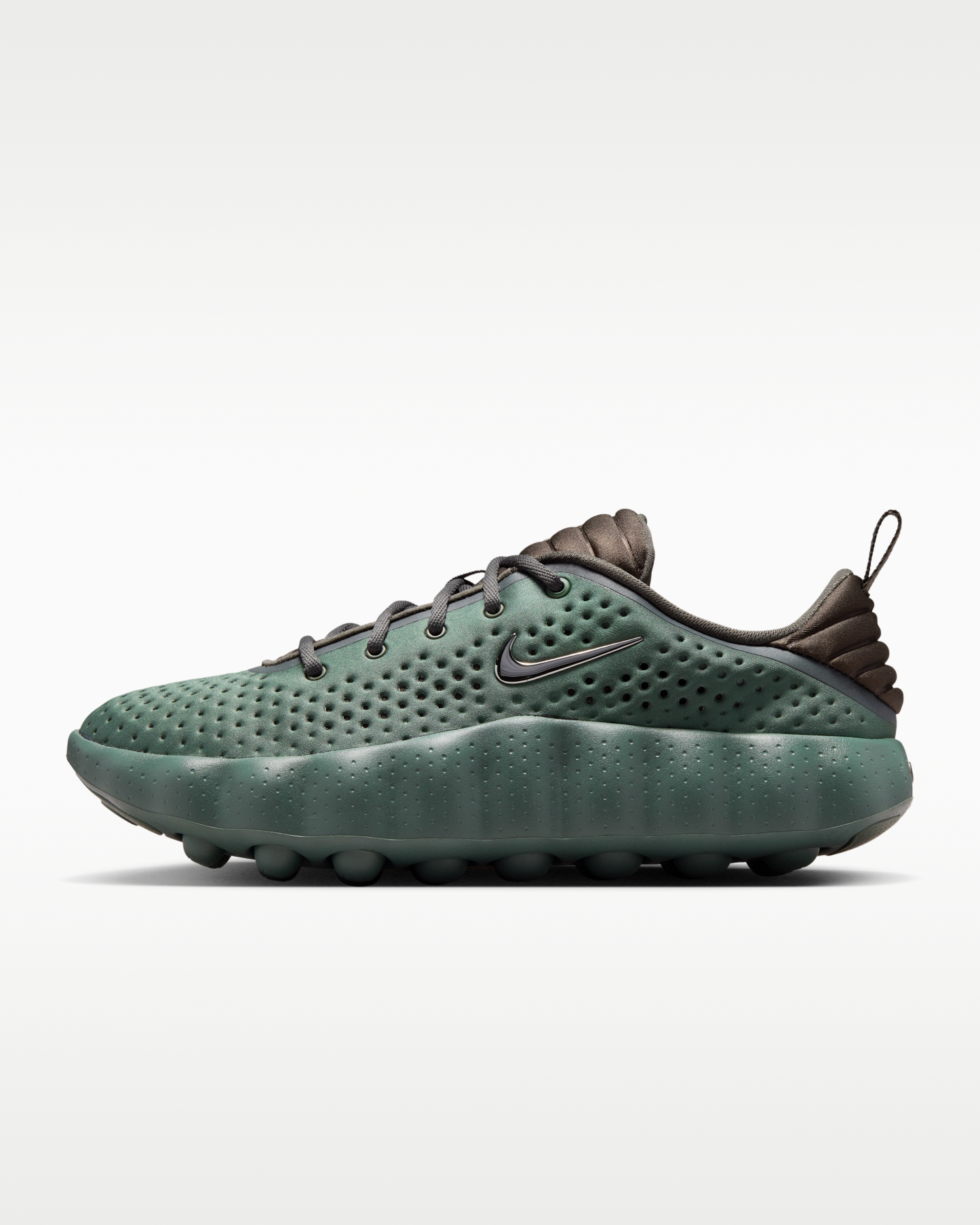 Nike Mind 002 Men's Pregame Shoes - Camo Green/Newsprint/Phantom - View 1