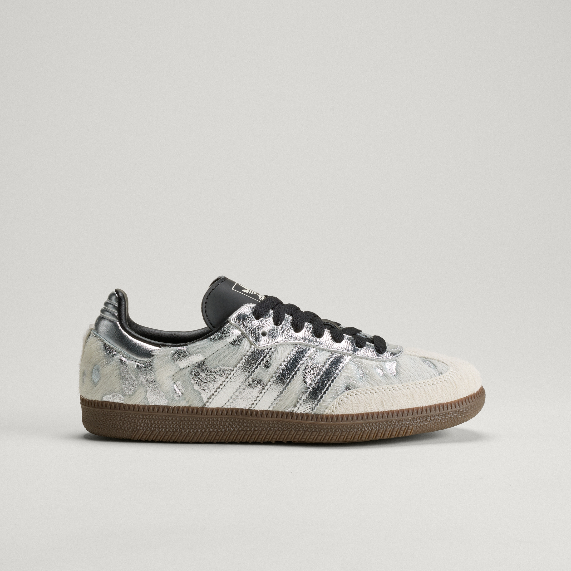 adidas SAMBA OG SHOES - Cream White / Silver Metallic / Core Black - View 3
