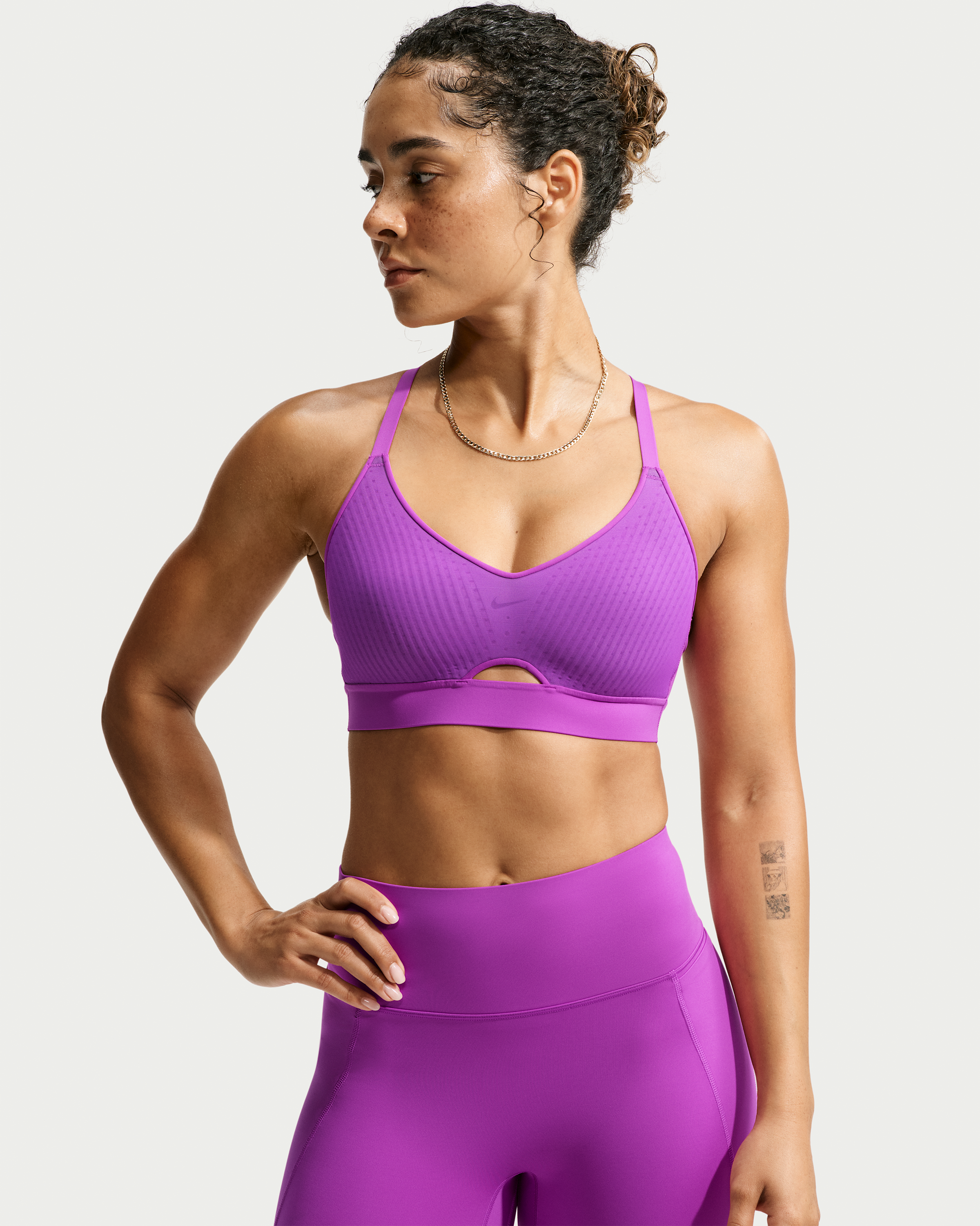 Nike Universa Pulse Women's Medium-Support Padded Sports Bra - Vivid Purple/Vivid Purple - View 1