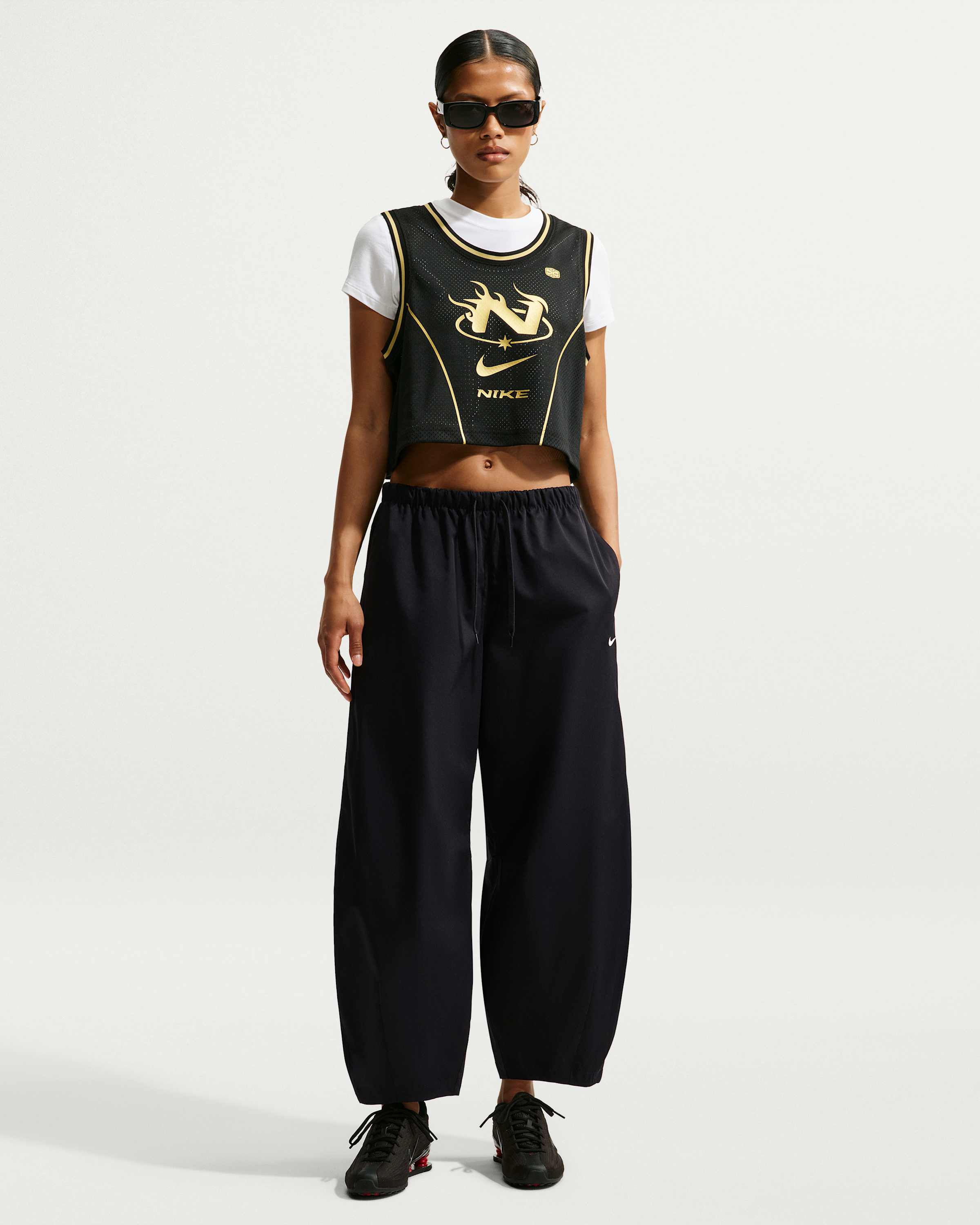 Nike Sportswear Women's Loose Mid-Rise Barrel Trousers - Black/Black/Sail - View 1