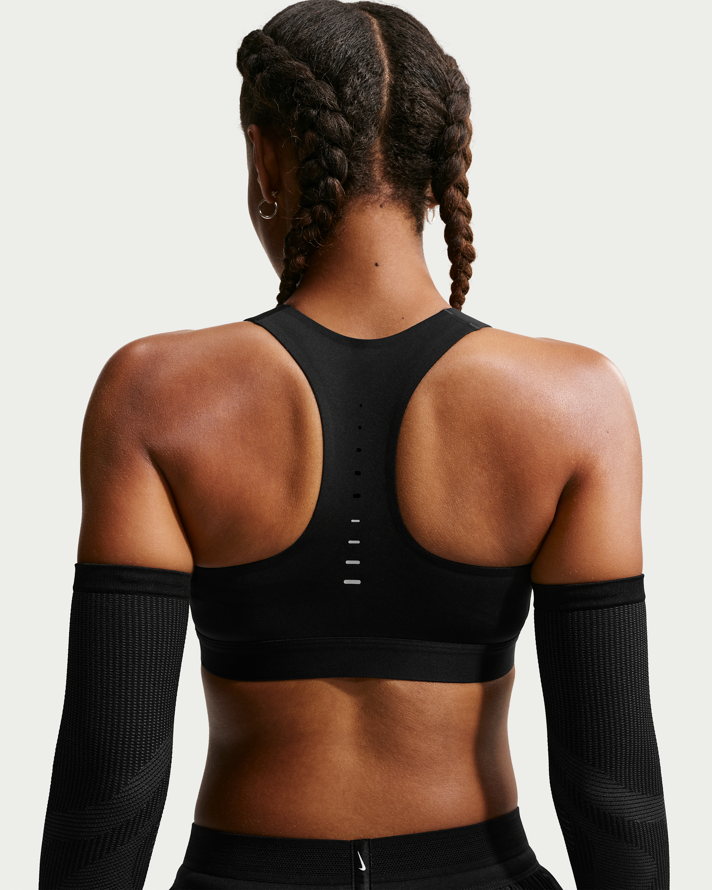 Nike Swift Women's High-Support Lightly Lined Sports Bra - Black/Silver - View 2