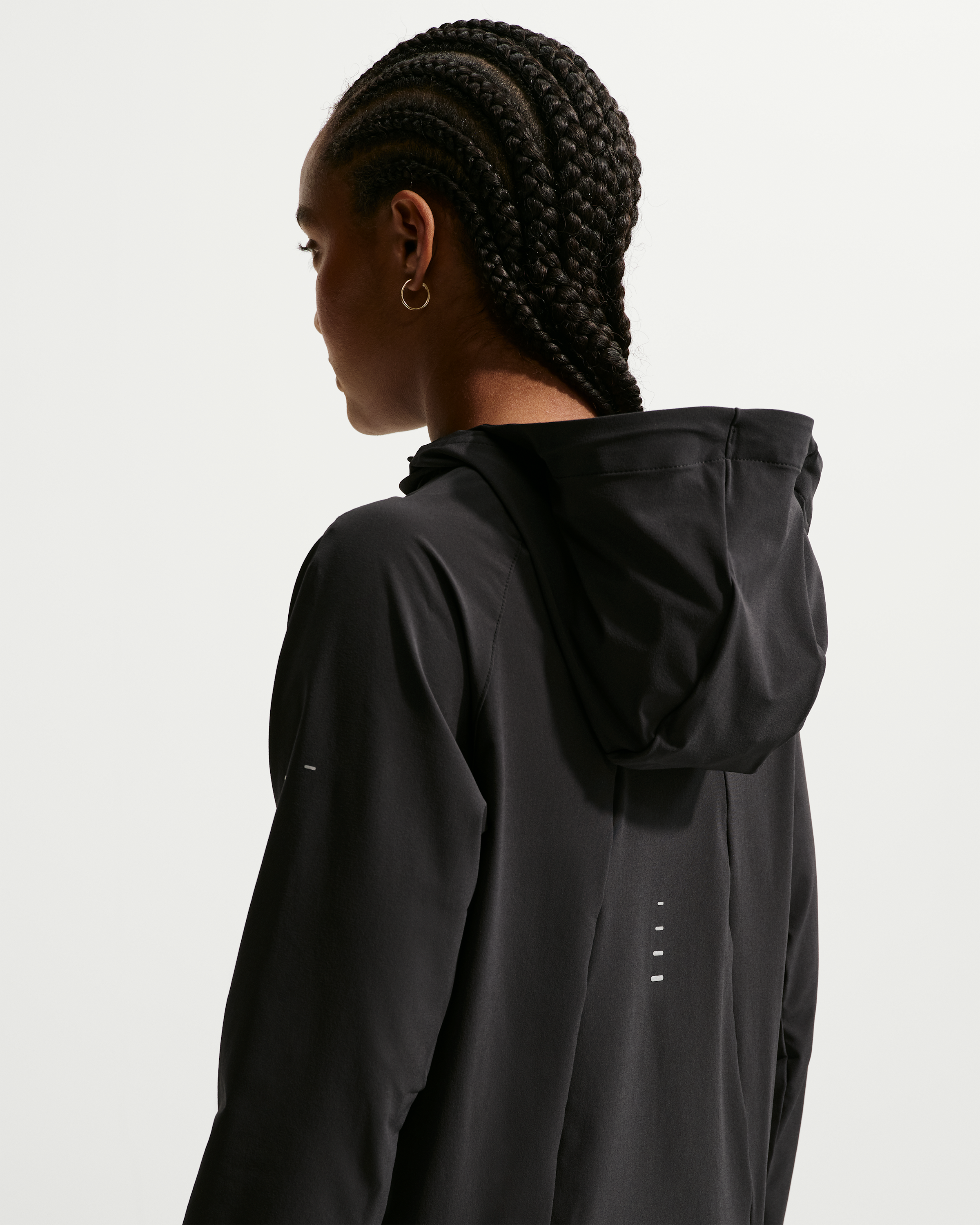 Nike Swift Women's Repel Packable Running Jacket - Black - View 2
