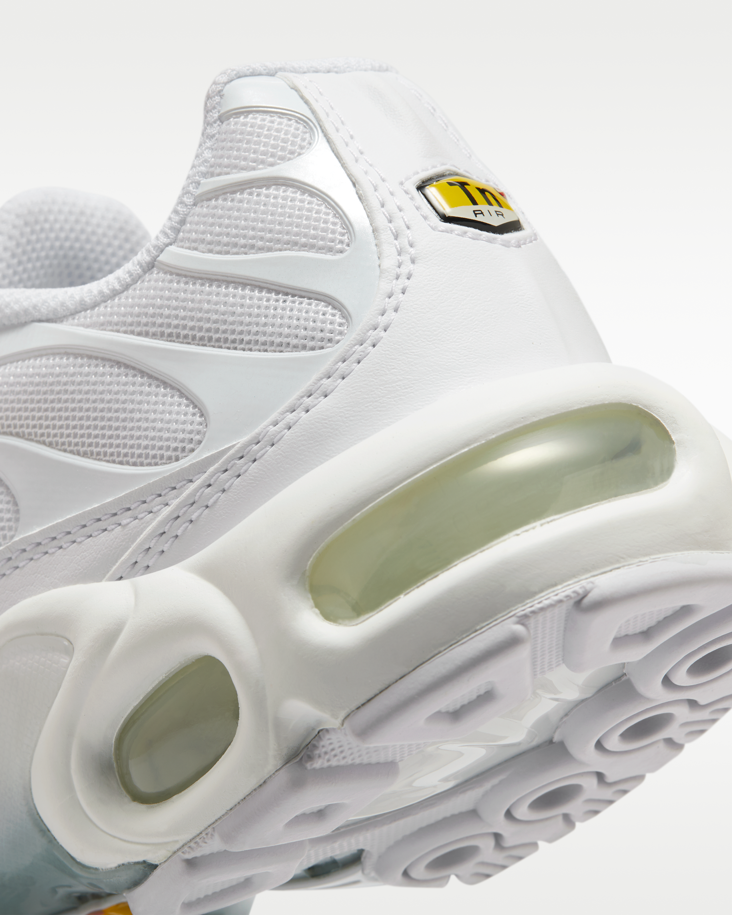 Nike Air Max Plus Women's Shoes - White/Pure Platinum/White - View 8
