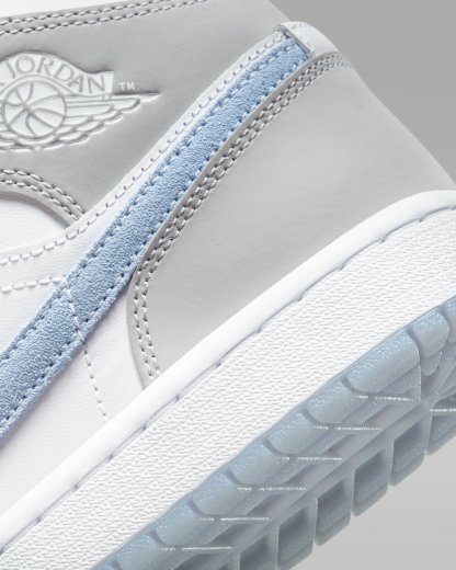 Air Jordan 1 Mid Women's Shoes - White/Wolf Grey/Aluminium - View 8