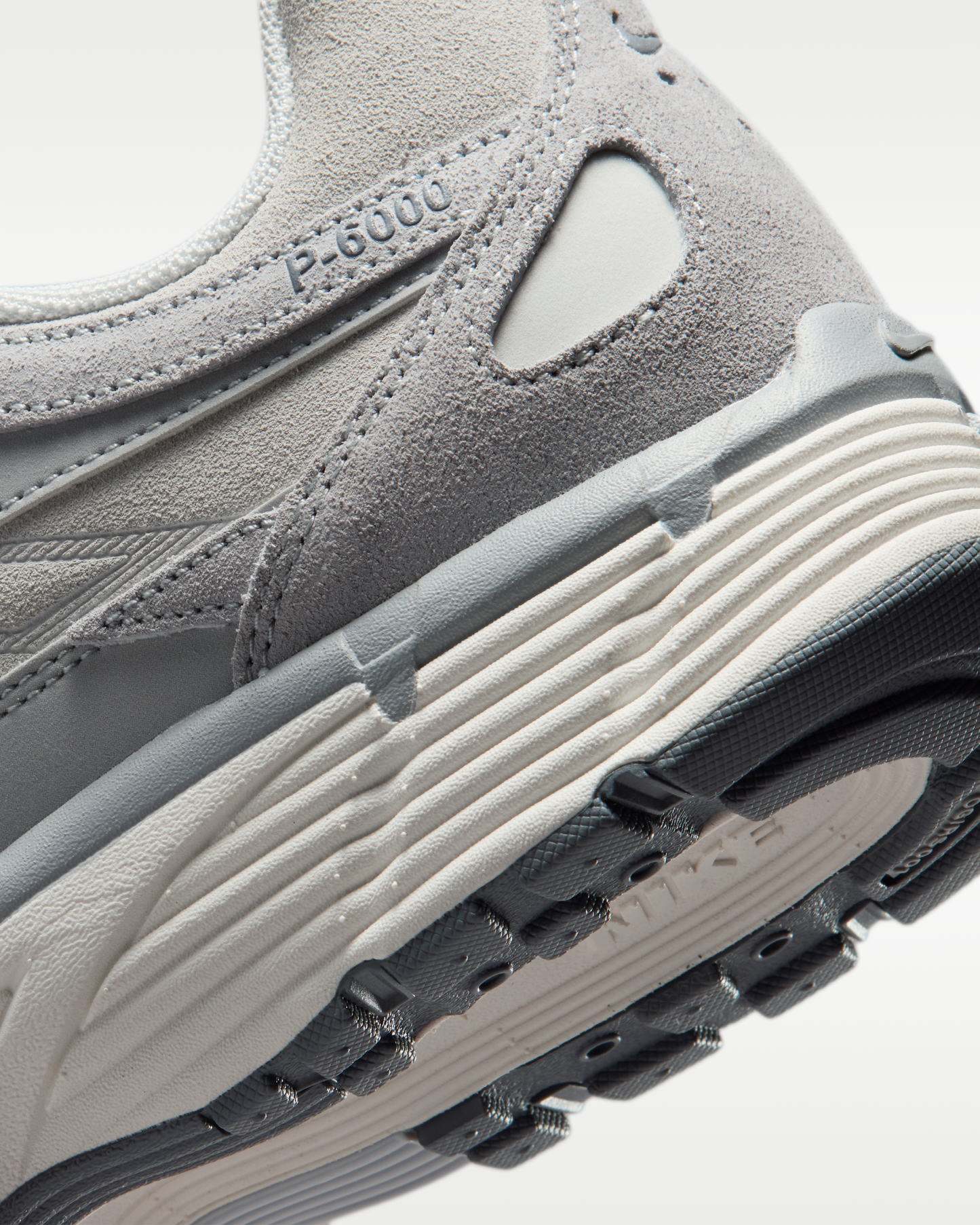 Nike P-6000 SE Shoes - Pure Platinum/Wolf Grey/Summit White/Cool Grey - View 8