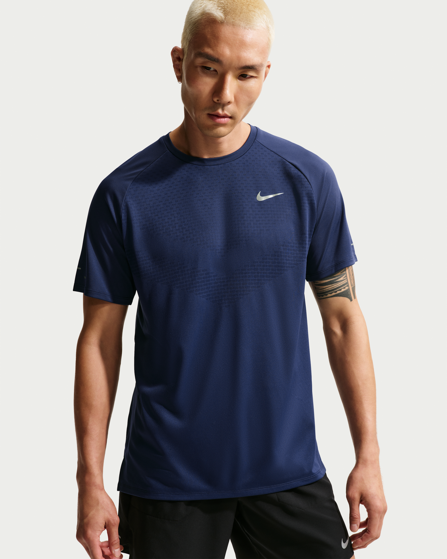Nike Stride Men's Dri-FIT ADV Short-Sleeve Running Top - Midnight Navy - View 1