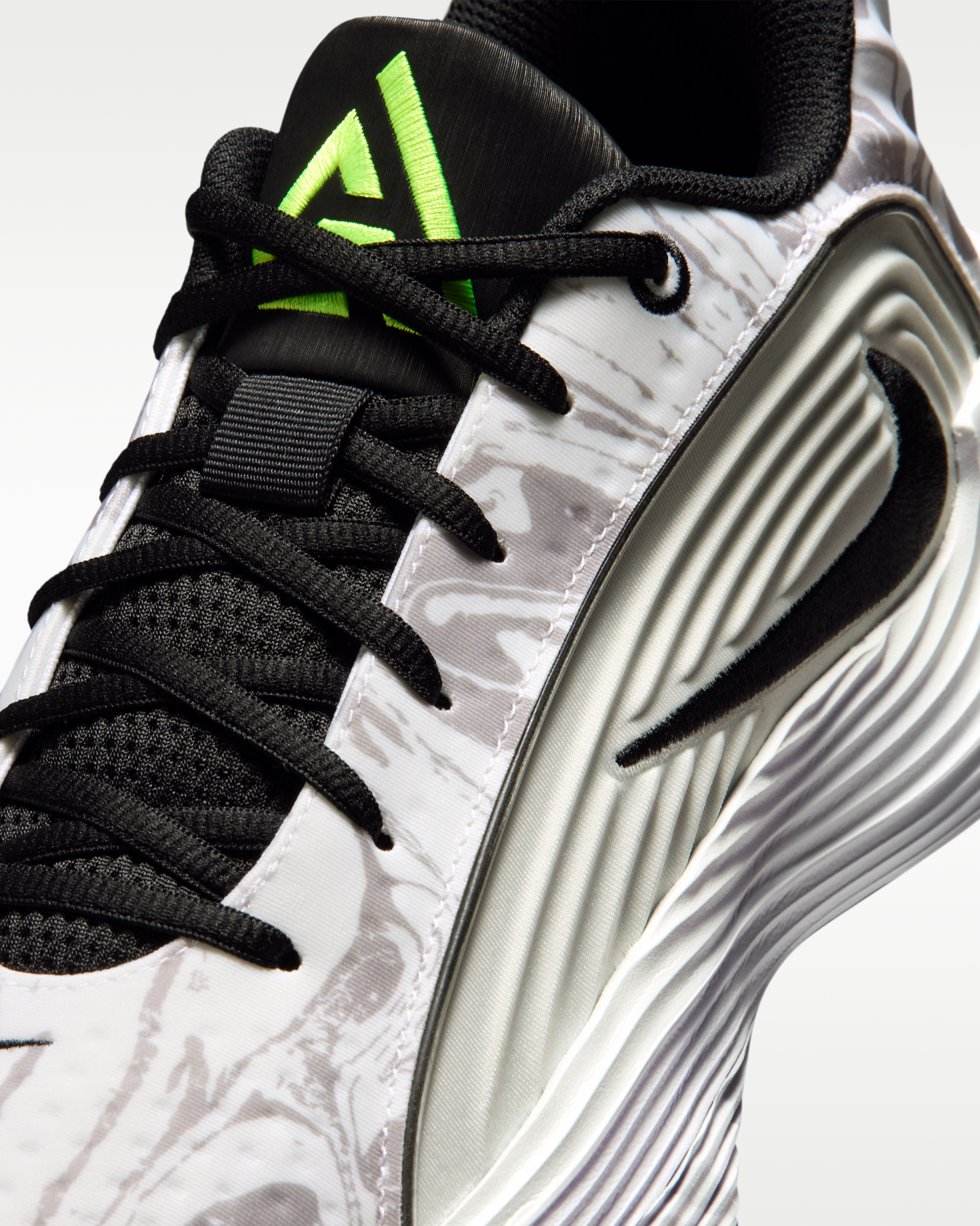 Giannis Immortality 5 Basketball Shoes - White/Off-White/Light Smoke Grey/Metallic Silver - View 7