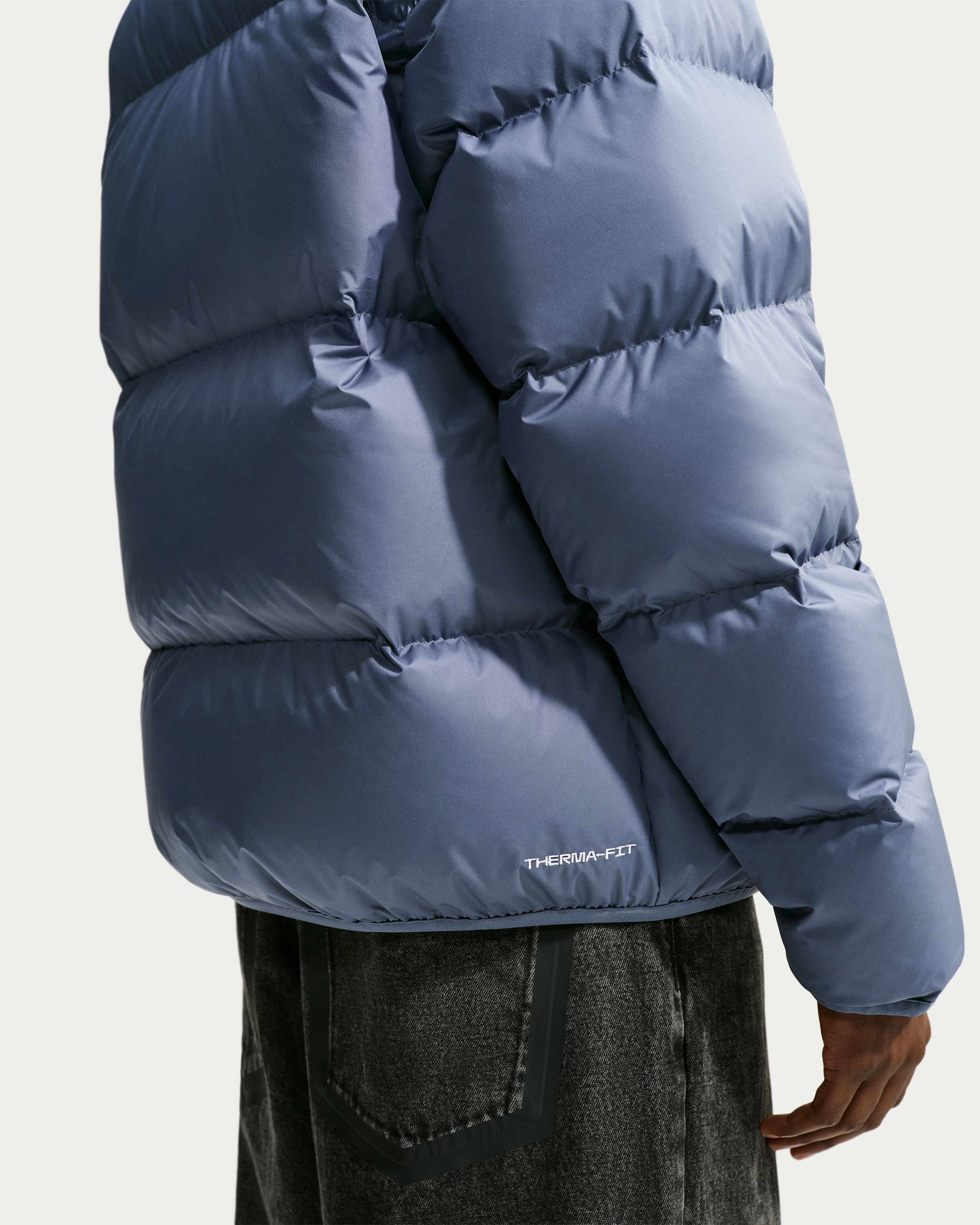 Nike Sportswear Club Men's Therma-FIT Down Puffer Jacket - Diffused Blue/White - View 2