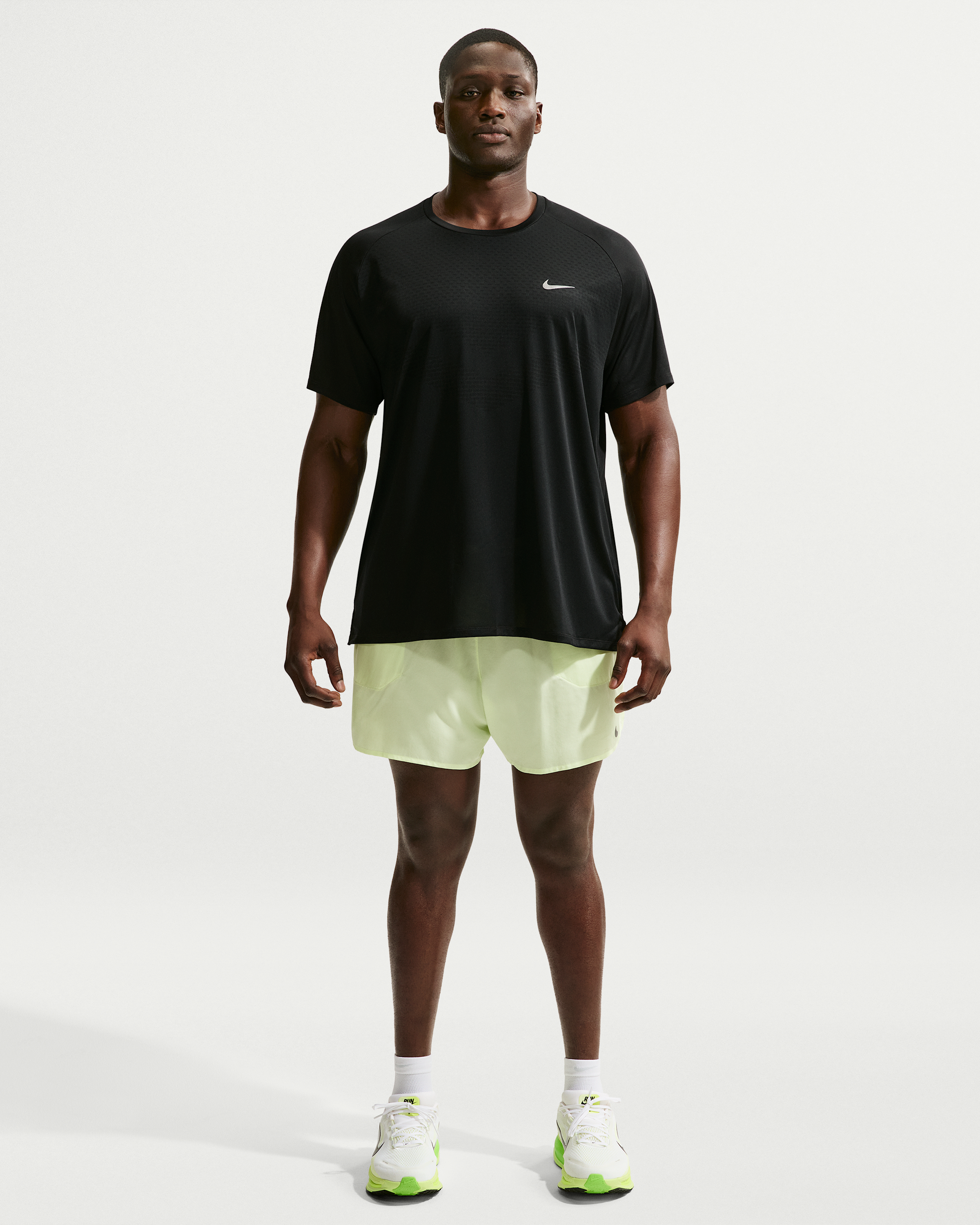 Nike Stride Men's Dri-FIT ADV Short-Sleeve Running Top - Black - View 9