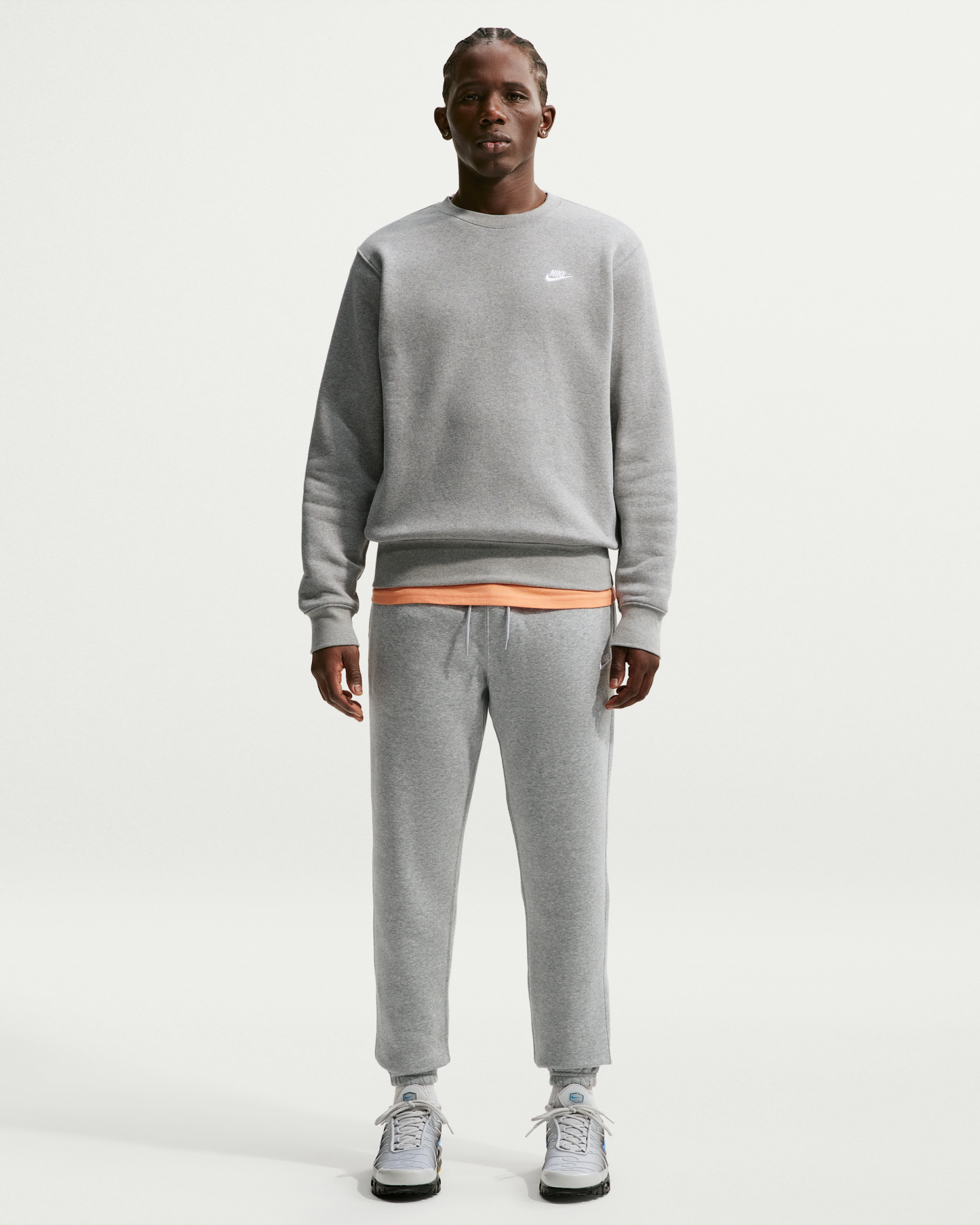Nike Club Men's Fleece Crew - Dark Grey Heather/White - View 4