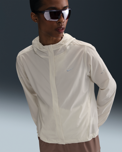 Nike Swift Women's Repel Packable Running Jacket - Sail - View 1