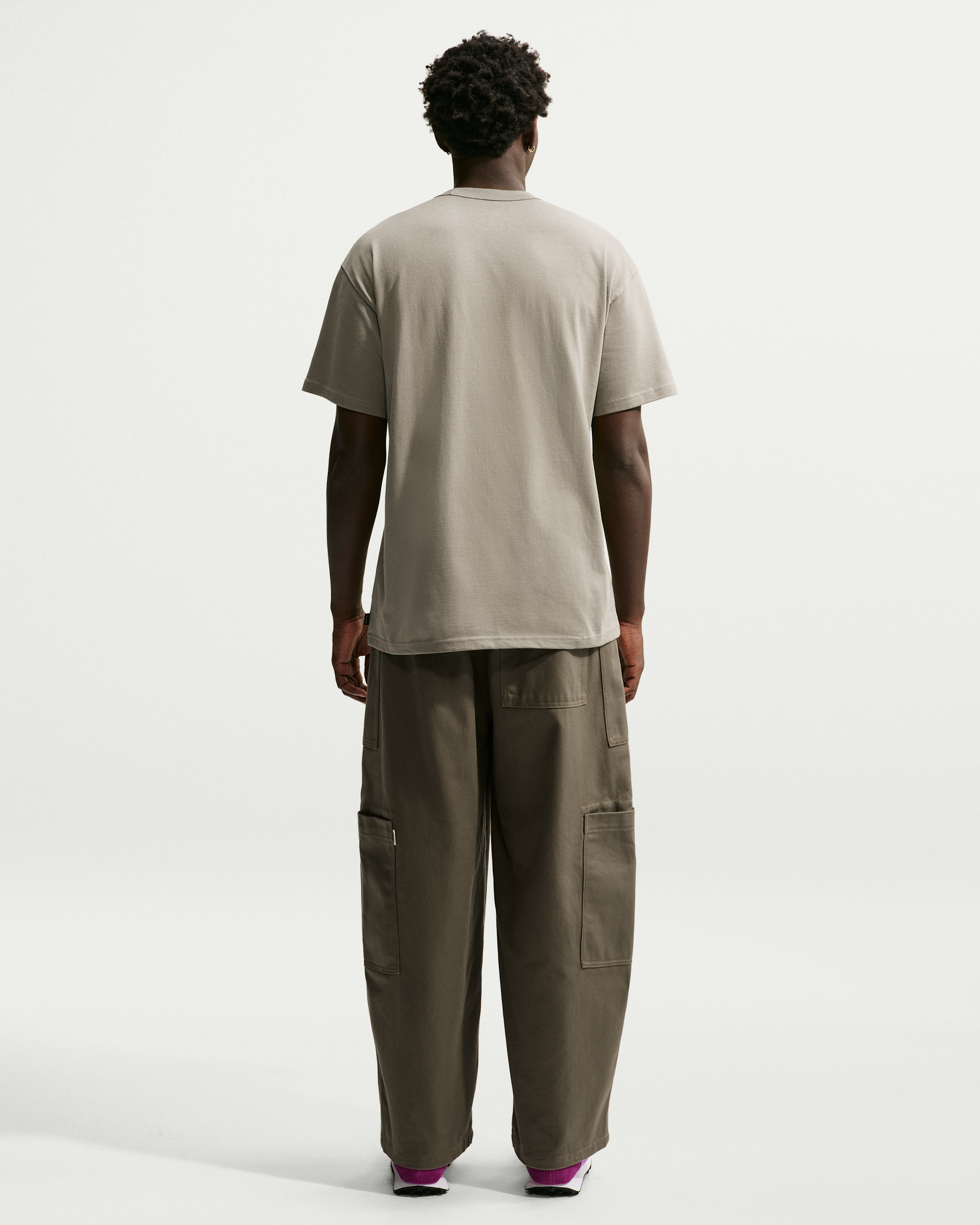 Nike Sportswear Premium Essentials Men's T-Shirt - Light Army - View 5