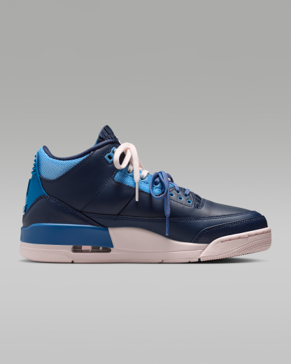 Air Jordan 3 Retro 'Sport Renaissance' Women's Shoes - Obsidian/Track Red/Chalk/Chalk - View 3