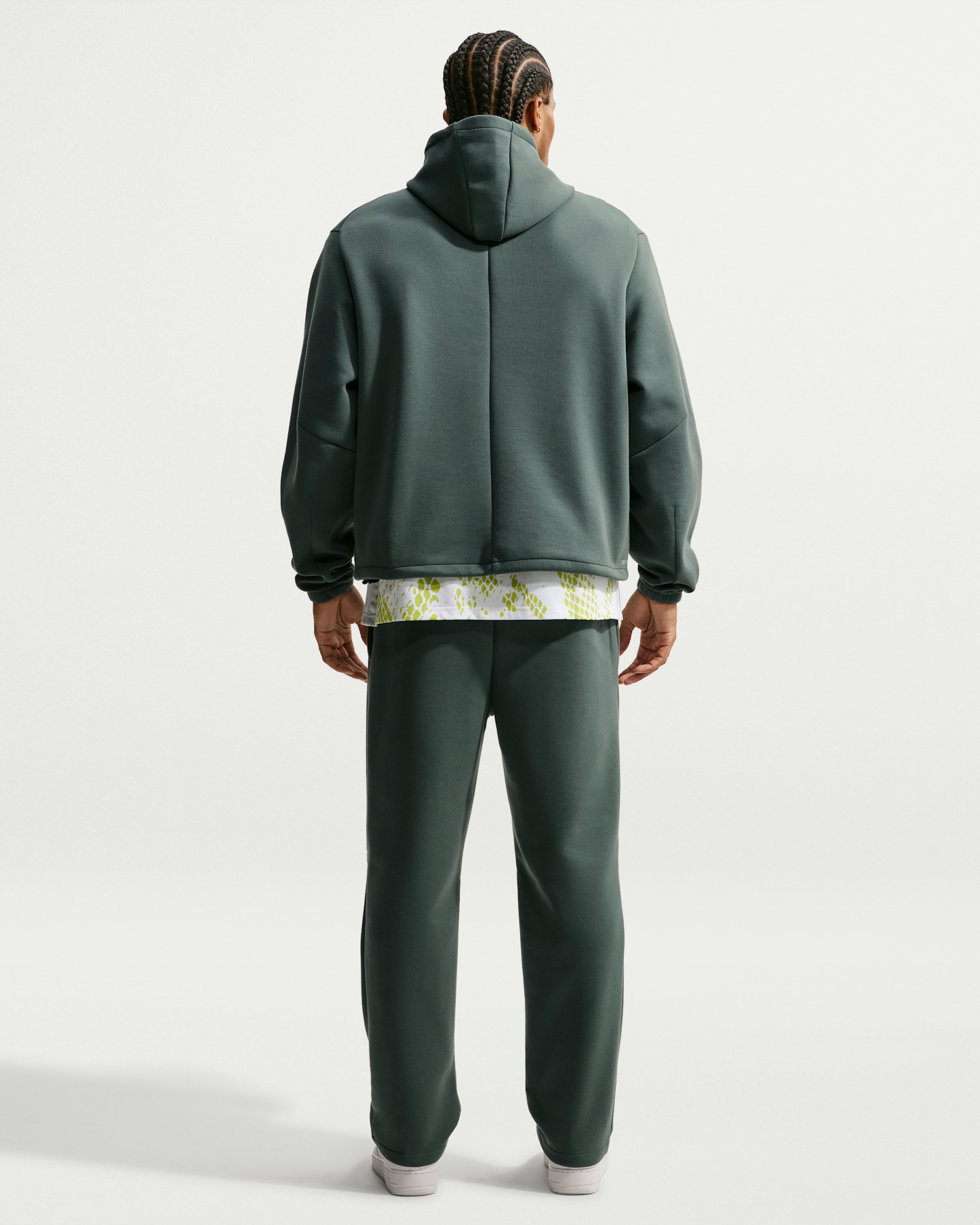 Kobe Men's Dri-FIT Fleece Basketball Trousers - Mineral Spruce/Mineral Spruce - View 5