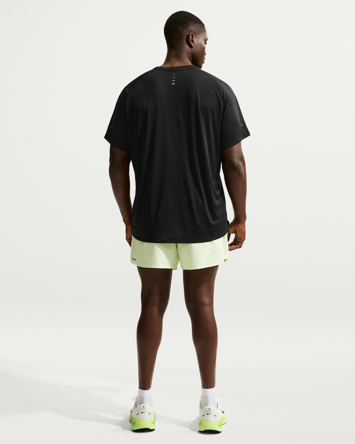 Nike Stride Men's Dri-FIT ADV Short-Sleeve Running Top - Black - View 10