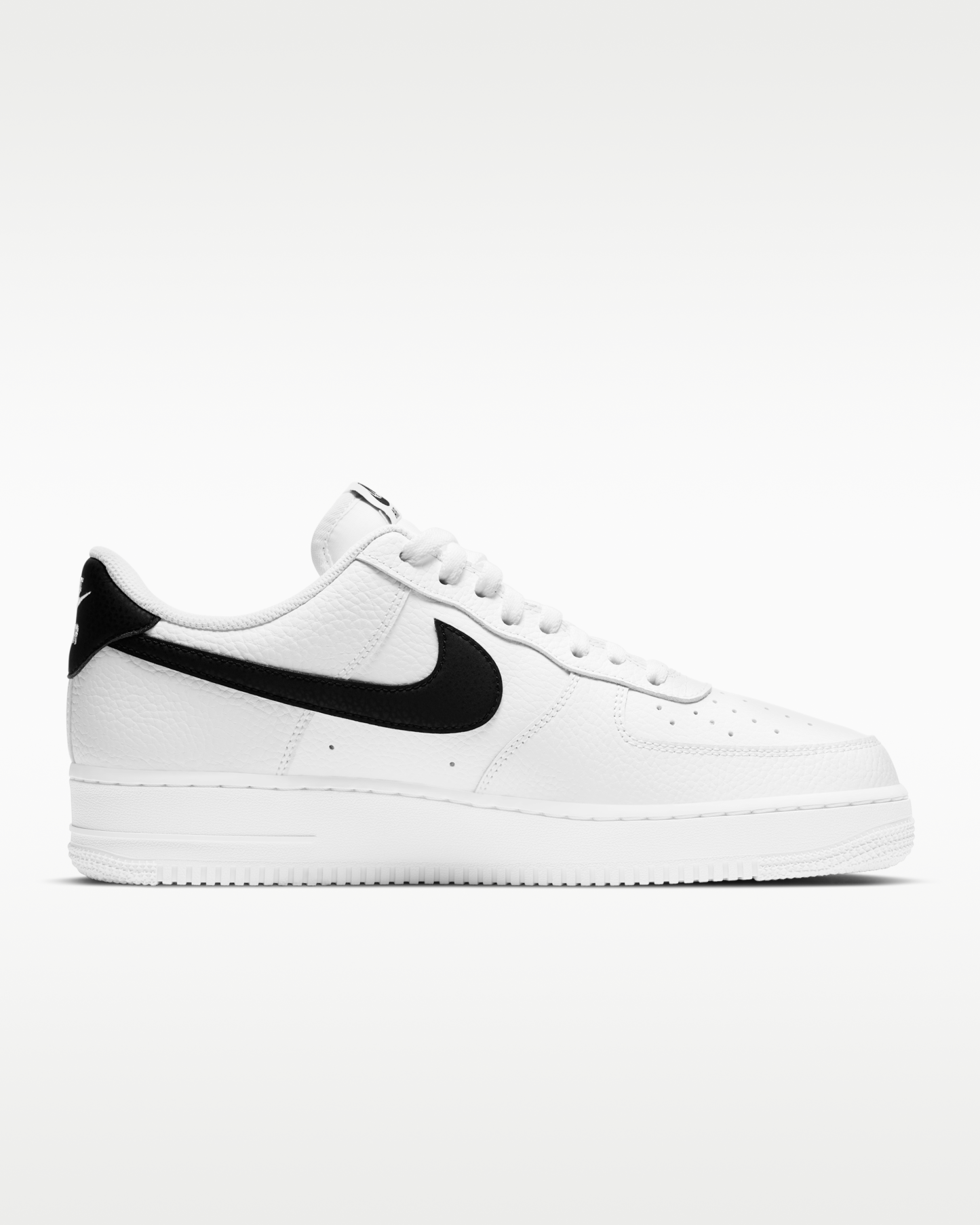 Nike Air Force 1 '07 Men's Shoe - White/Black - View 3