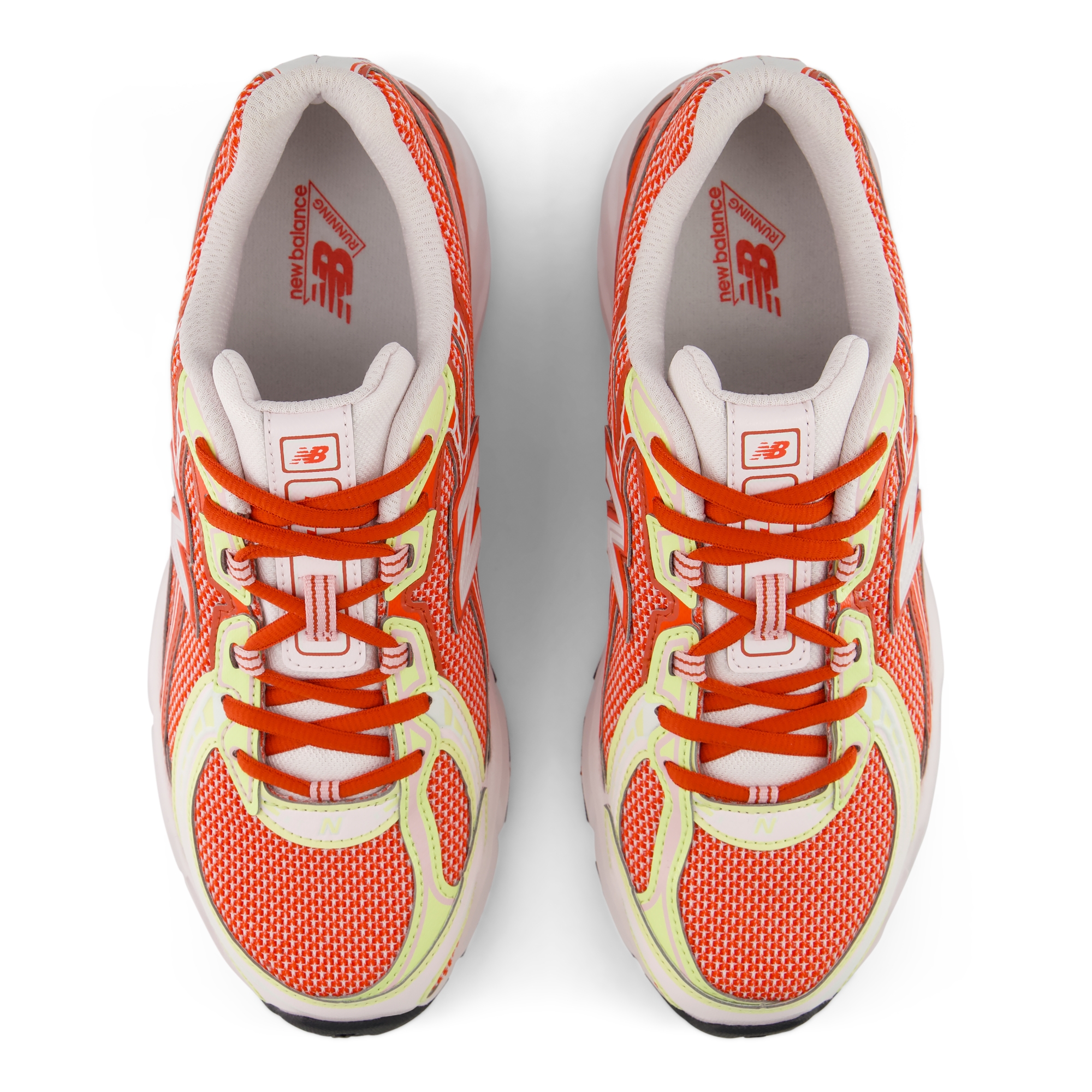 New Balance 740, U7403P9