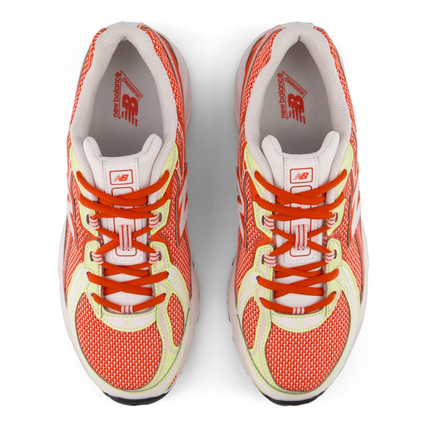 New Balance 740, U7403P9