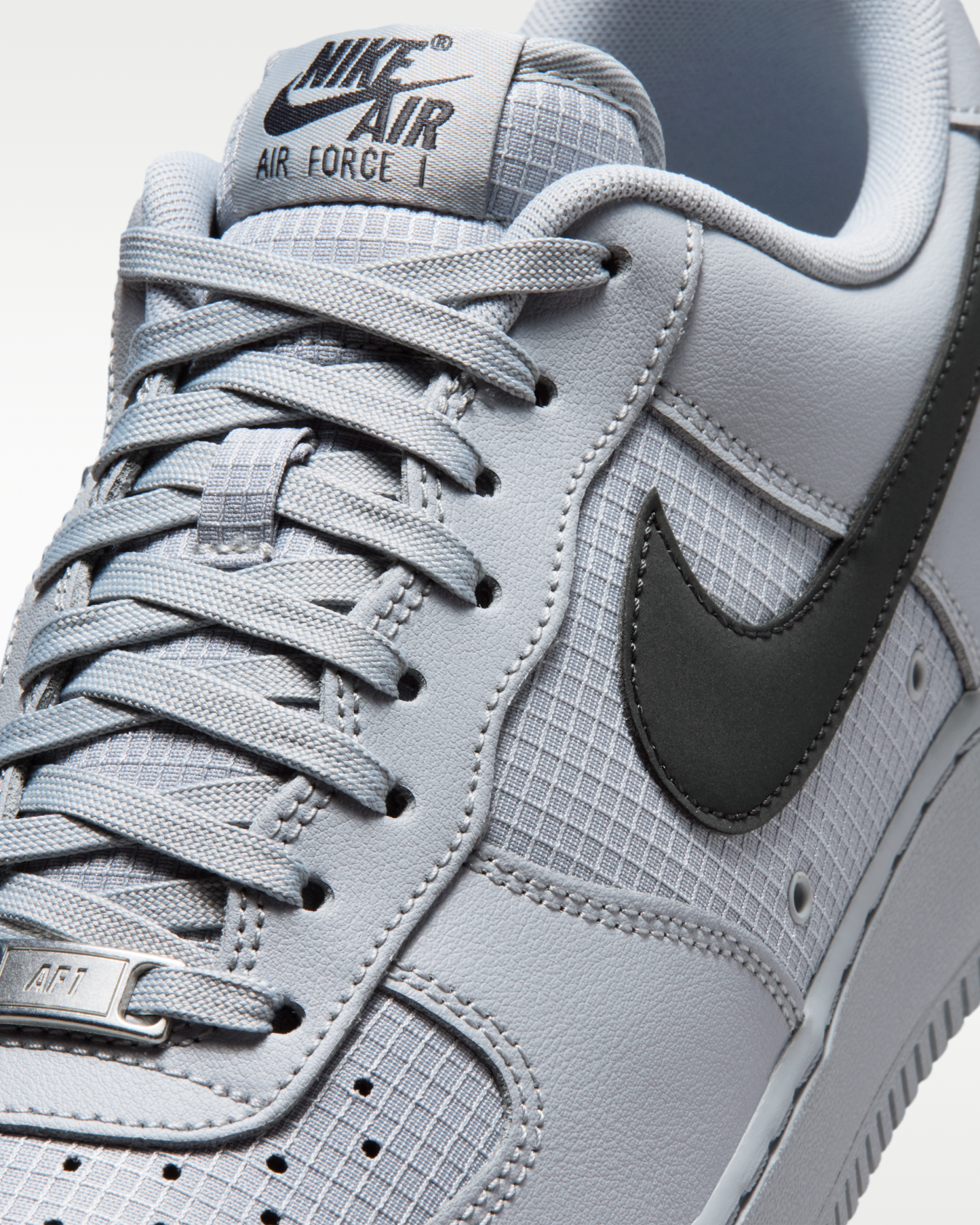Nike Air Force 1 '07 LV8 Men's Shoes - Wolf Grey/Wolf Grey/Dark Smoke Grey - View 7
