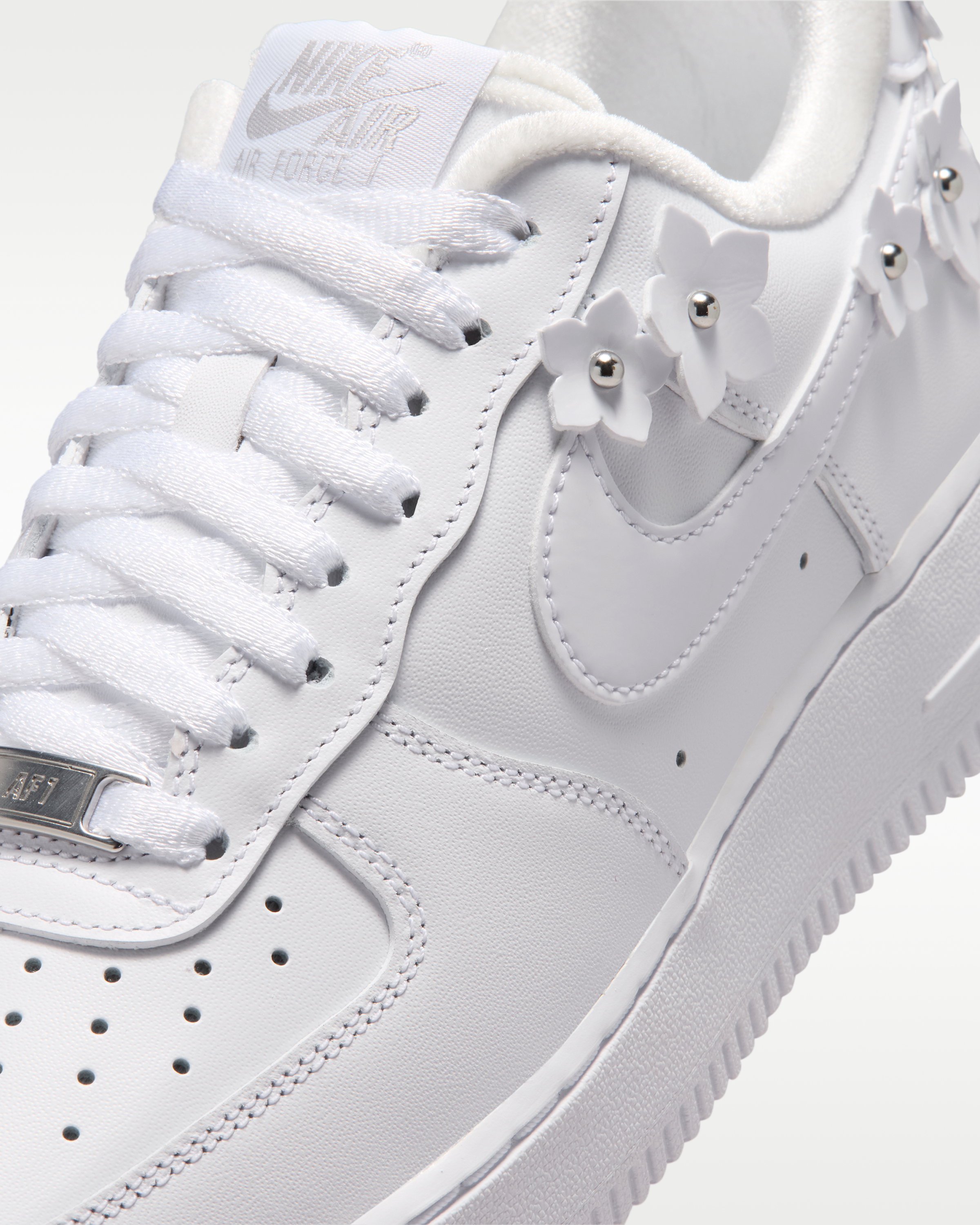 Nike Air Force 1 '07 'Florette' Women's Shoes - White/Wolf Grey/Metallic Silver/White - View 7