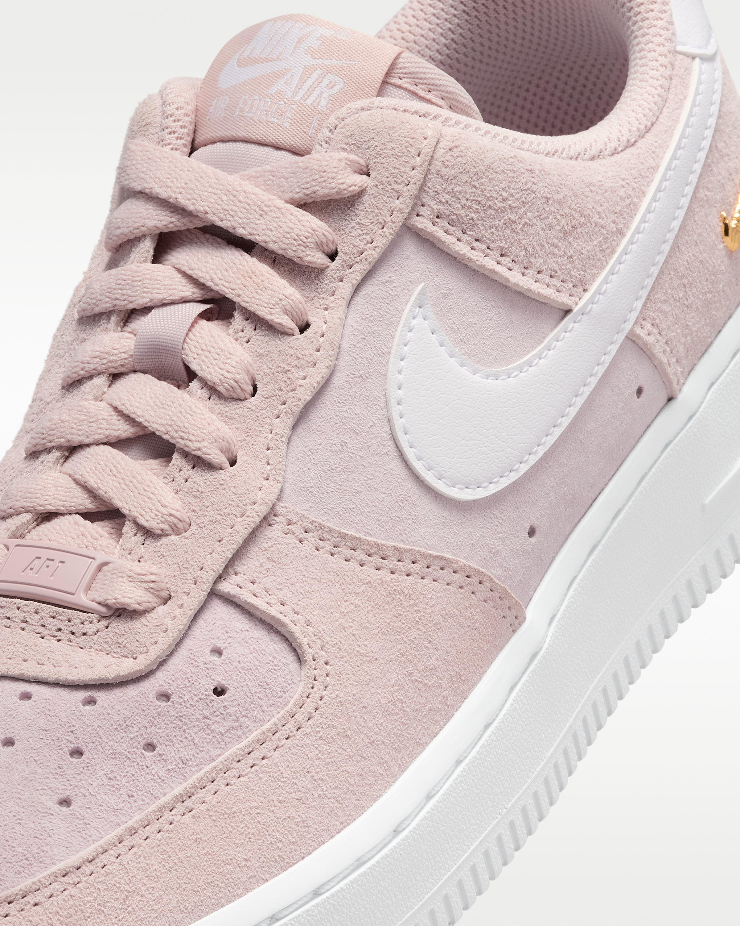 Air Force 1 '07 Low SE Women's Shoes - Silt Red/Pink Foam/Metallic Gold/White - View 7