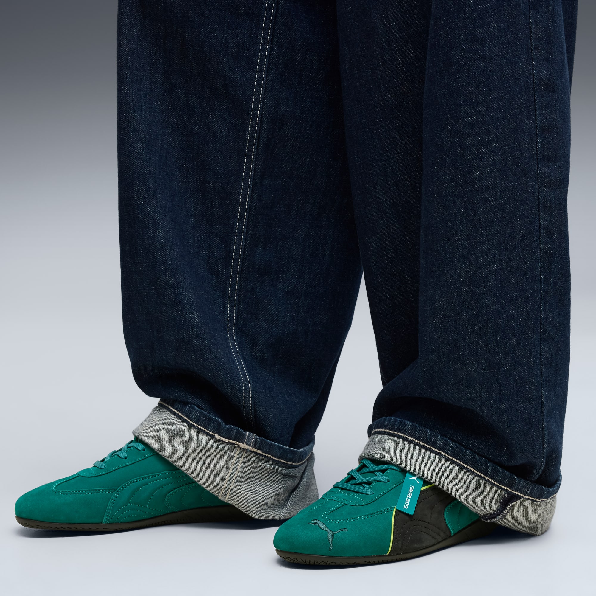 PUMA x ASTON MARTIN ARAMCO F1® TEAM Speedcat Low Sneakers Unisex - Green Lux-PUMA Black - Image 2