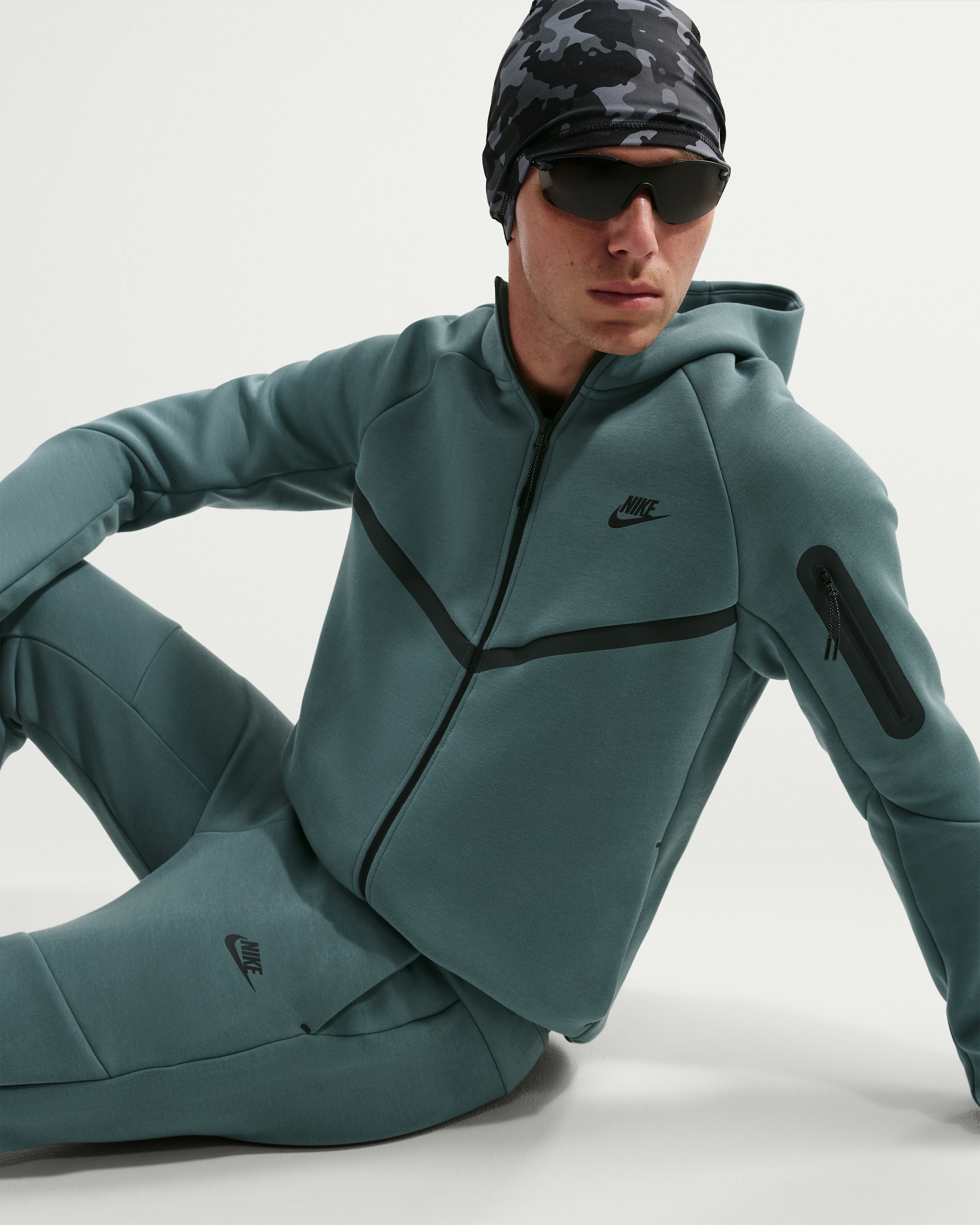 Nike Tech Men's Fleece Windrunner Full-Zip Jacket - Mineral Slate/Black - View 3
