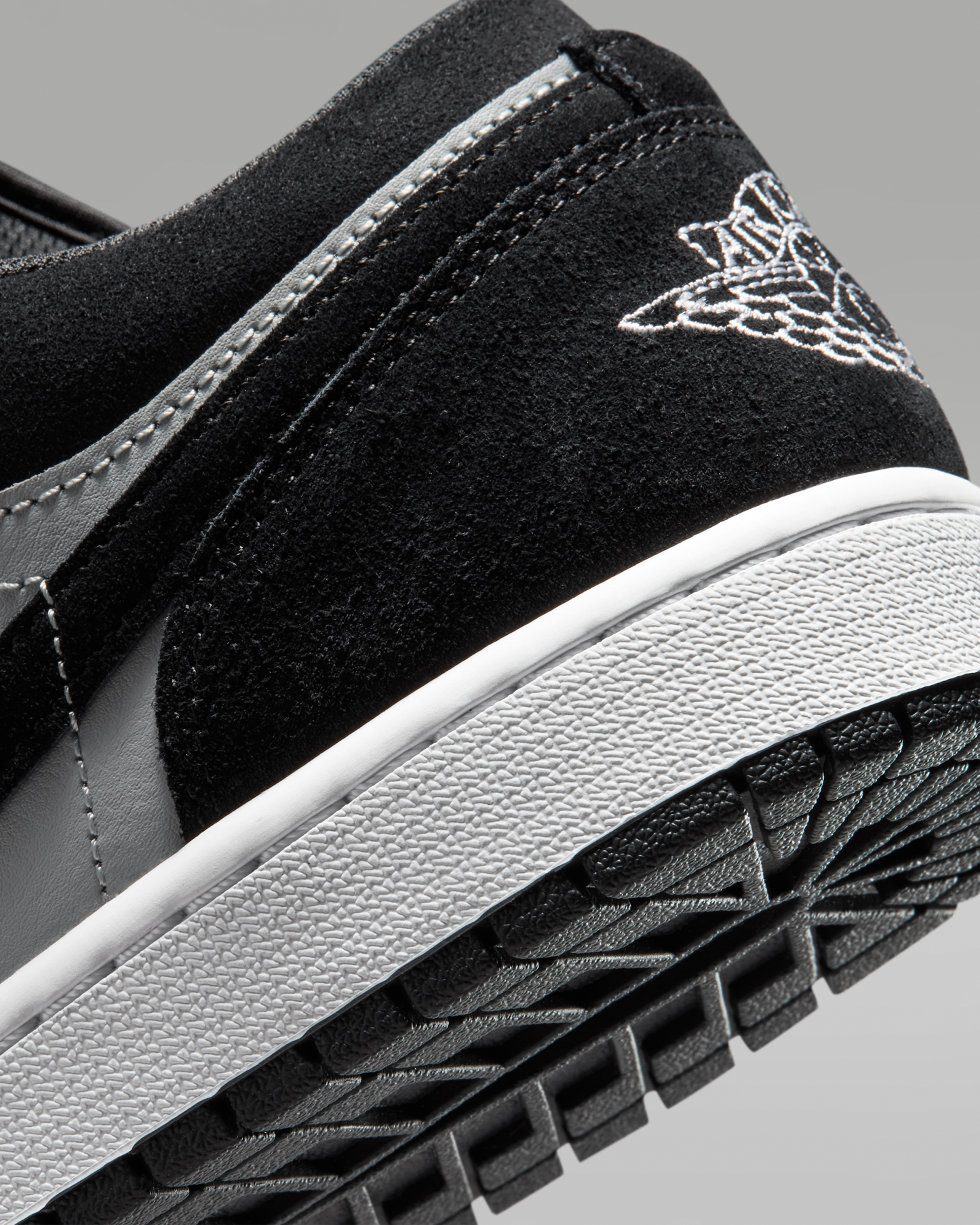 Air Jordan 1 Low Men's Shoes - Black/Light Smoke Grey/White - View 8