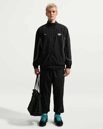 Nike Air Max 95 Men's Woven Jacket - Black/Black/Black/Cool Grey - View 4