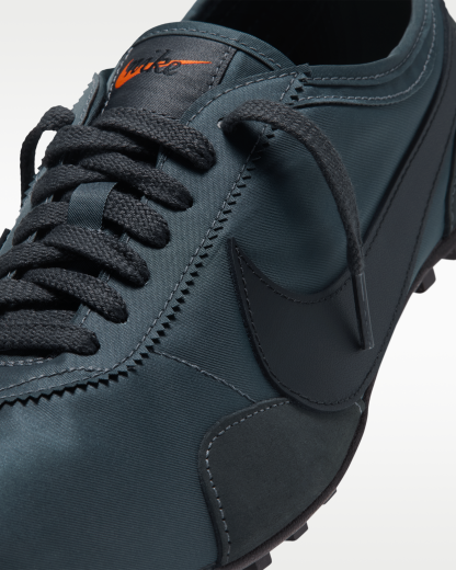 Nike Moon Shoe OG Men's Shoes - Anthracite/Anthracite/Safety Orange/Black - View 7