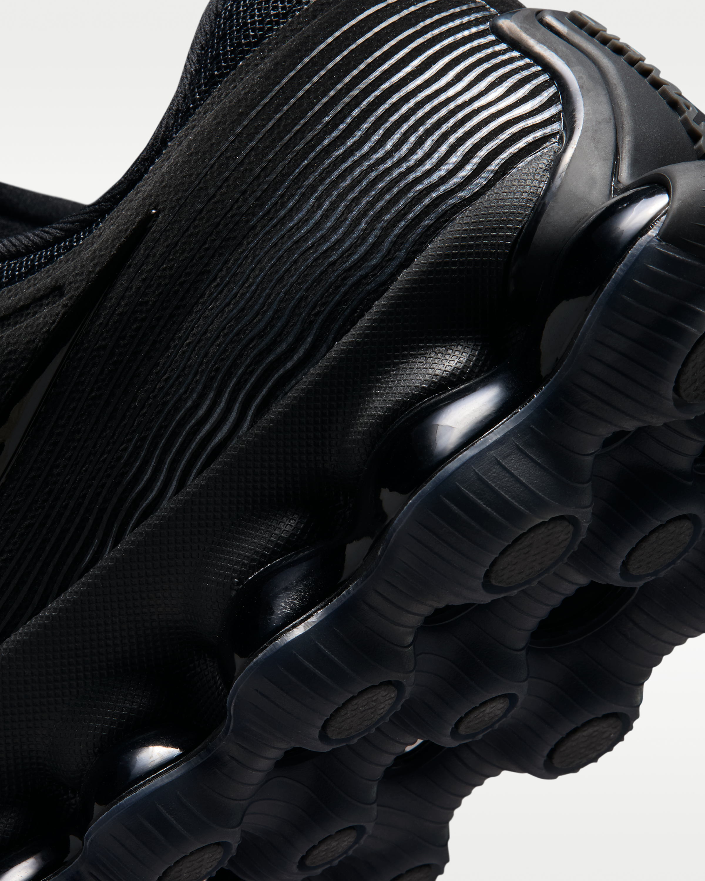 Nike Air Liquid Max Men's Shoes - Black/Anthracite/Smoke Grey/Black - View 8