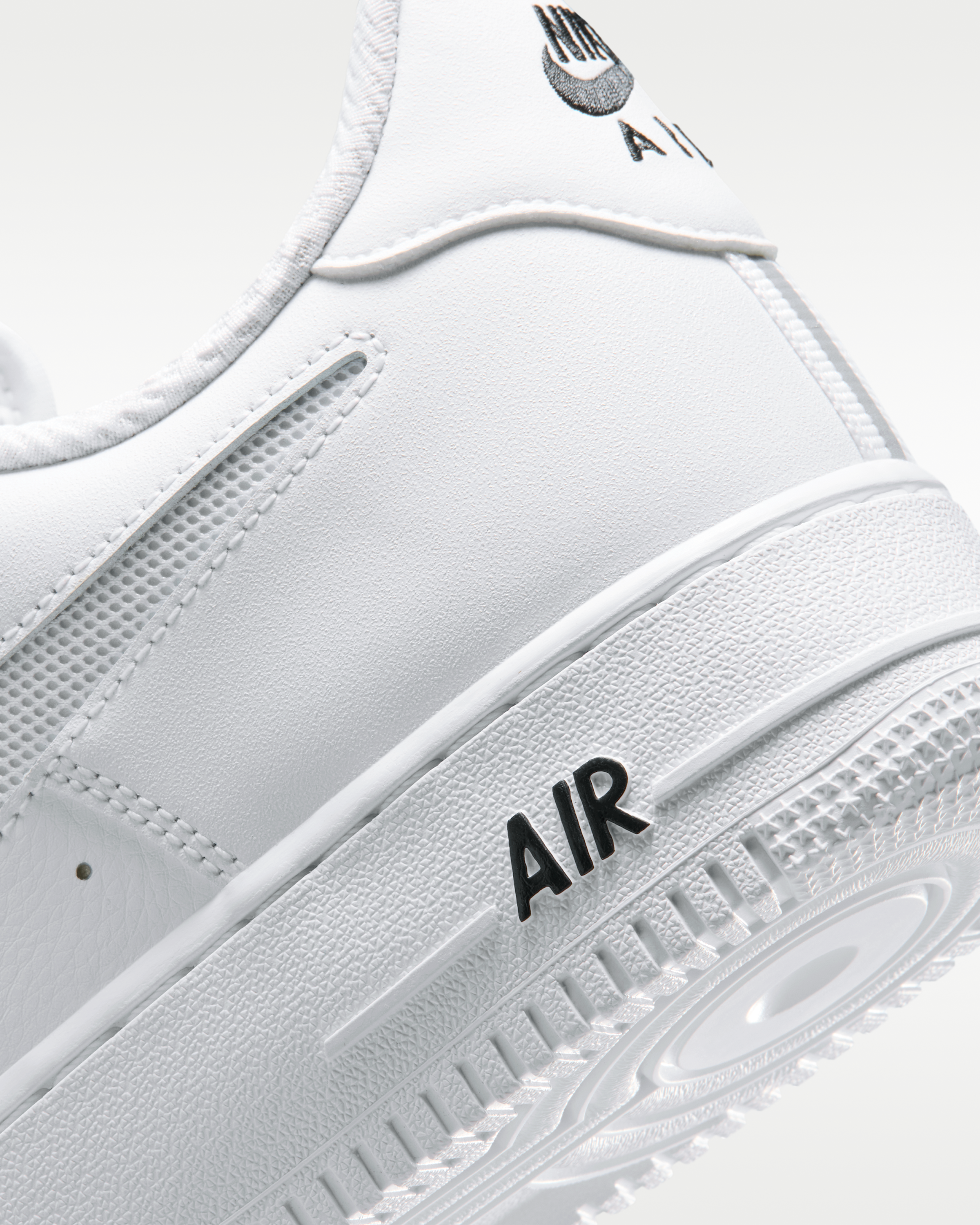 Nike Air Force 1 '07 LV8 Men's Shoes - White/Black/Reflect Silver - View 8