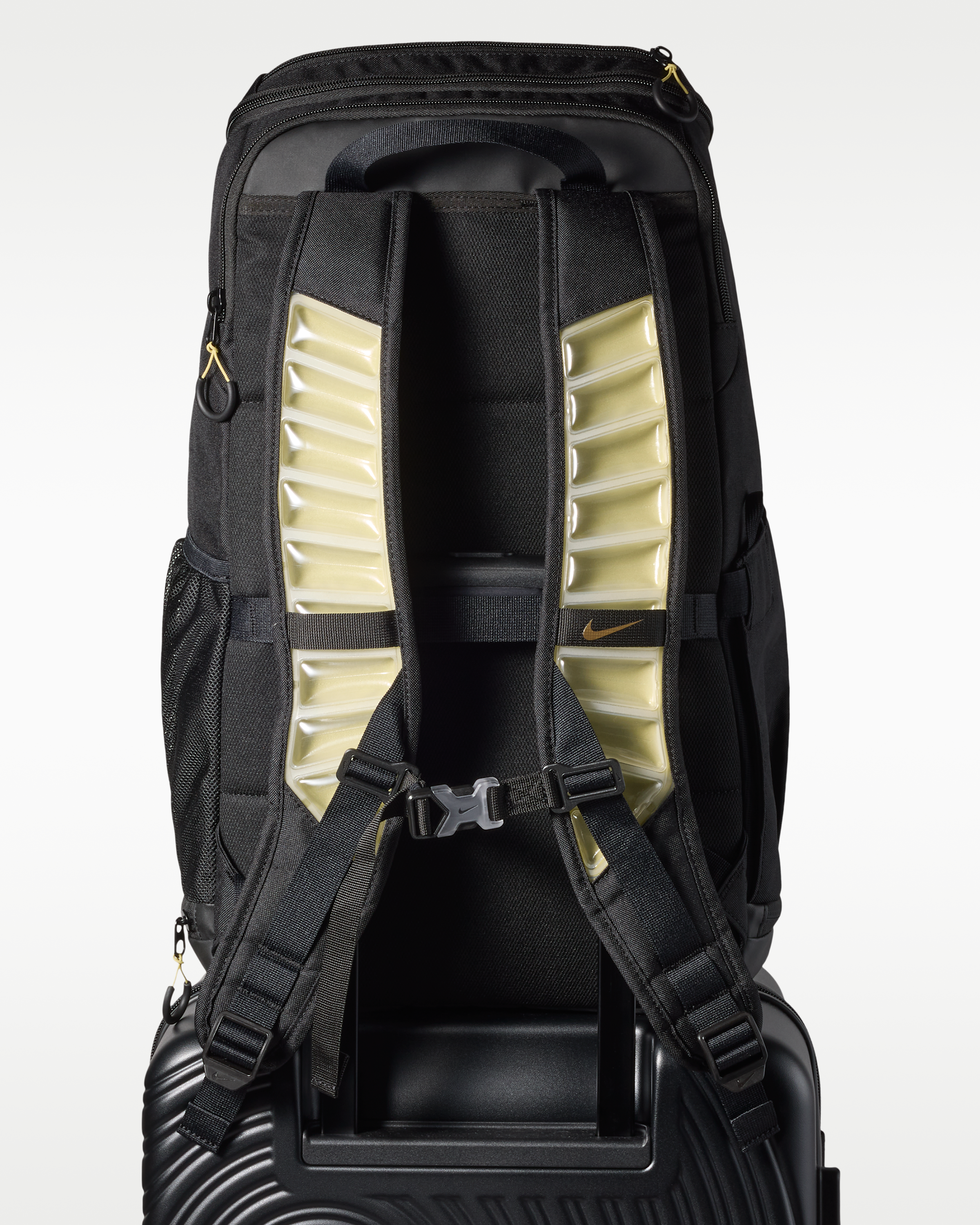 Nike Varsity Elite Backpack (32L) - Black/Black/Metallic Gold - View 11
