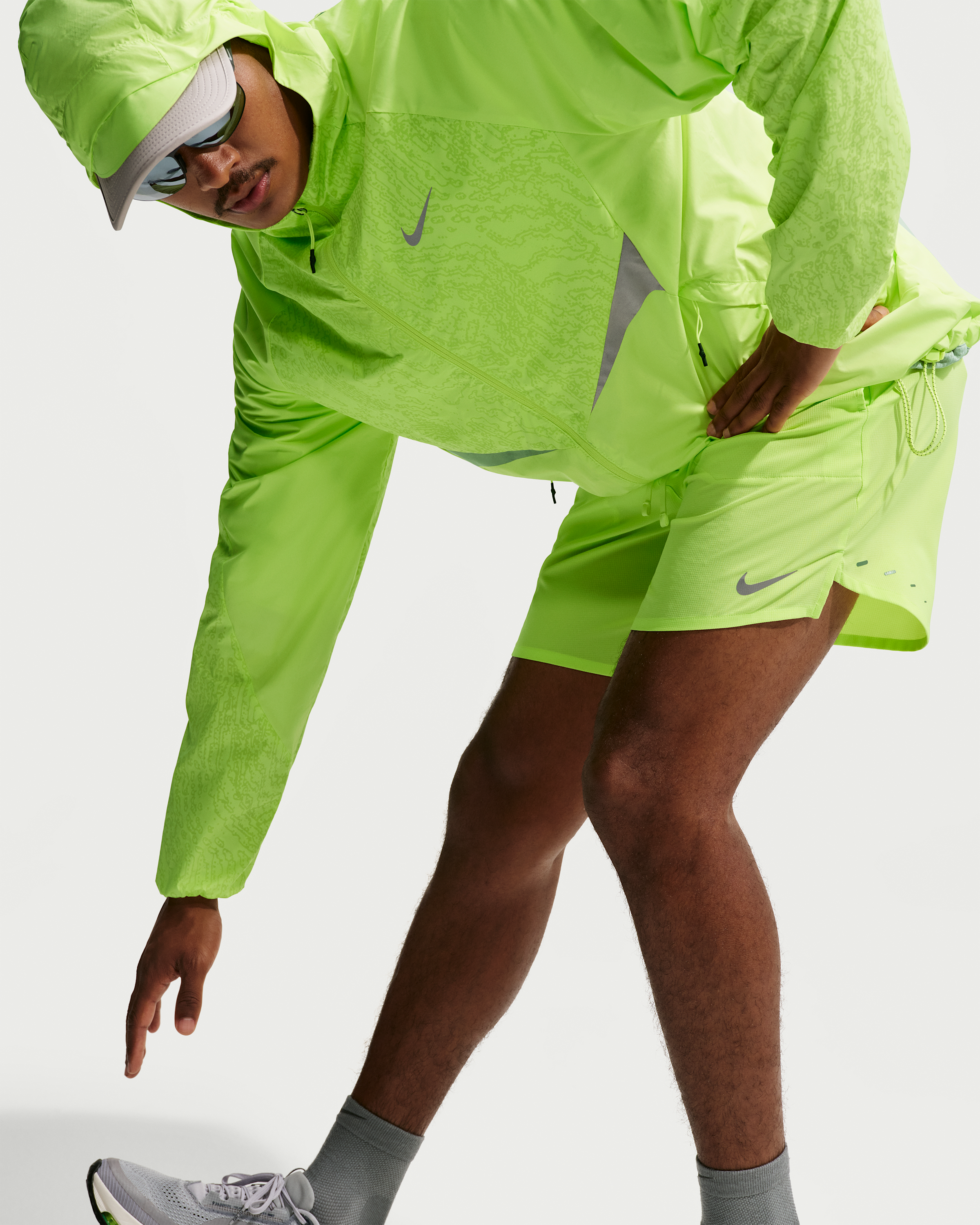 Nike Stride Men's Dri-FIT 18cm (approx.) Briefs-Lined Running Shorts - Light Lemon Twist - View 4