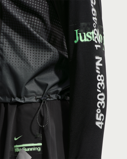 Nike Swift Women's Long-Sleeve Running Top - Black/Iron Grey/Illusion Green - View 6