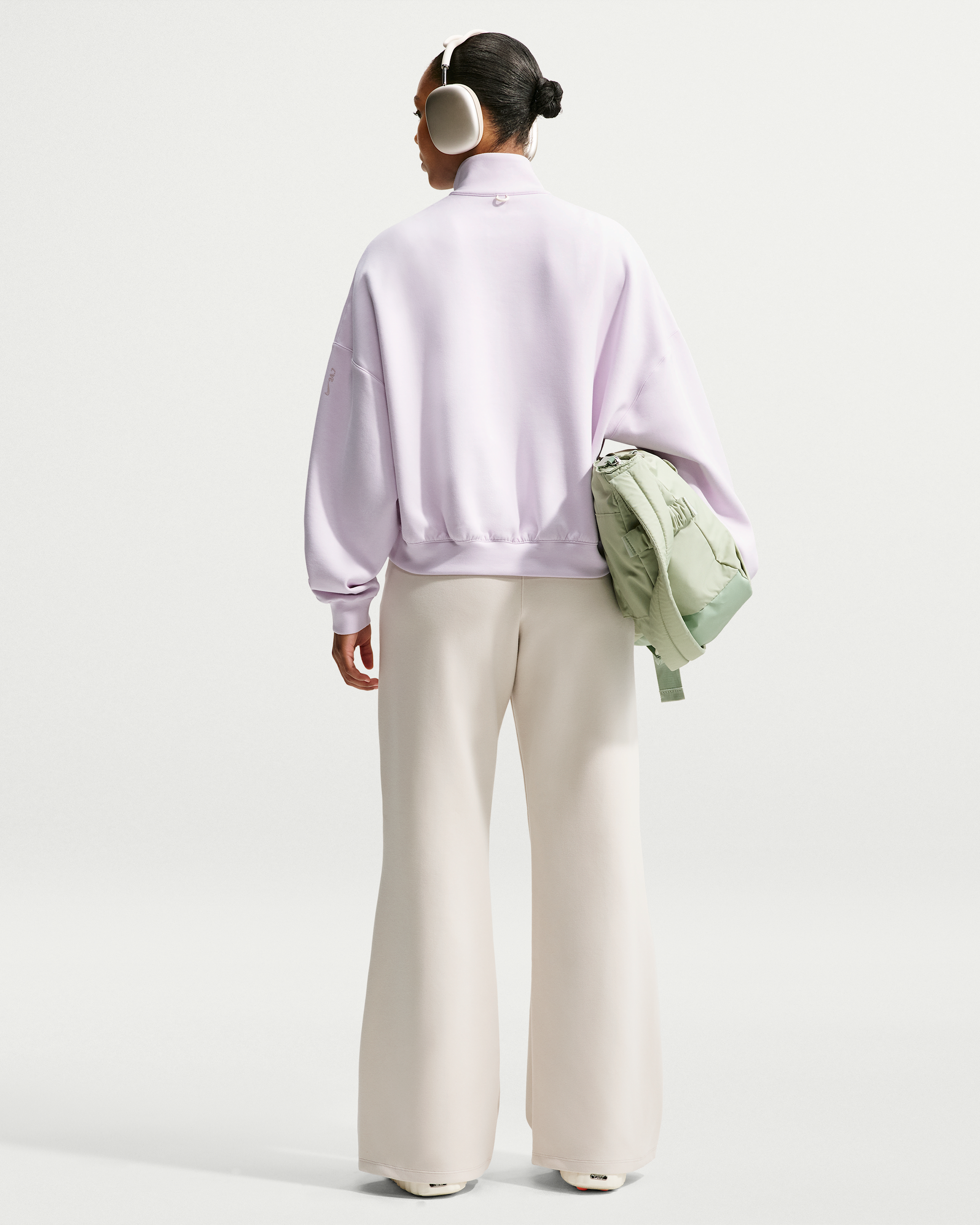 Nike 24.7 ImpossiblySoft Women's Dri-FIT Oversized 1/2-Zip Top - Bleached Lilac/Platinum Violet - View 5