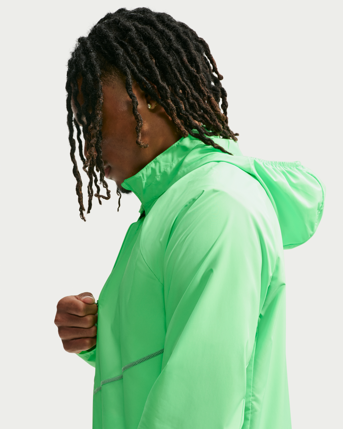 Nike Miler Men's Repel UV Protection Hooded Running Jacket - Illusion Green/Illusion Green - View 6