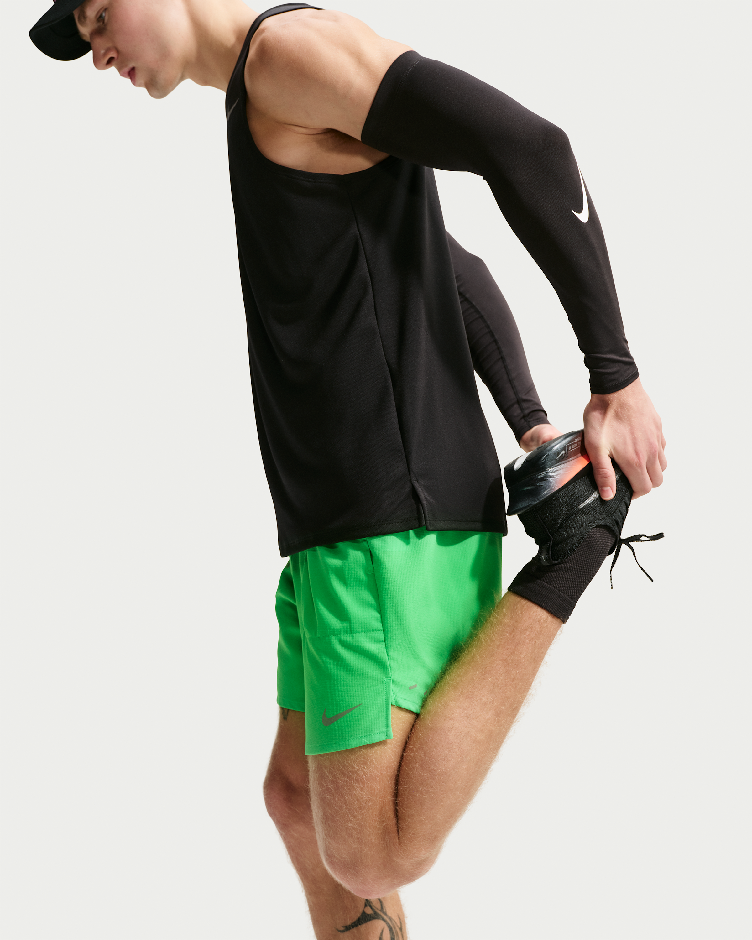 Nike Stride Men's Dri-FIT 18cm (approx.) Briefs-Lined Running Shorts - Green Spark - View 4