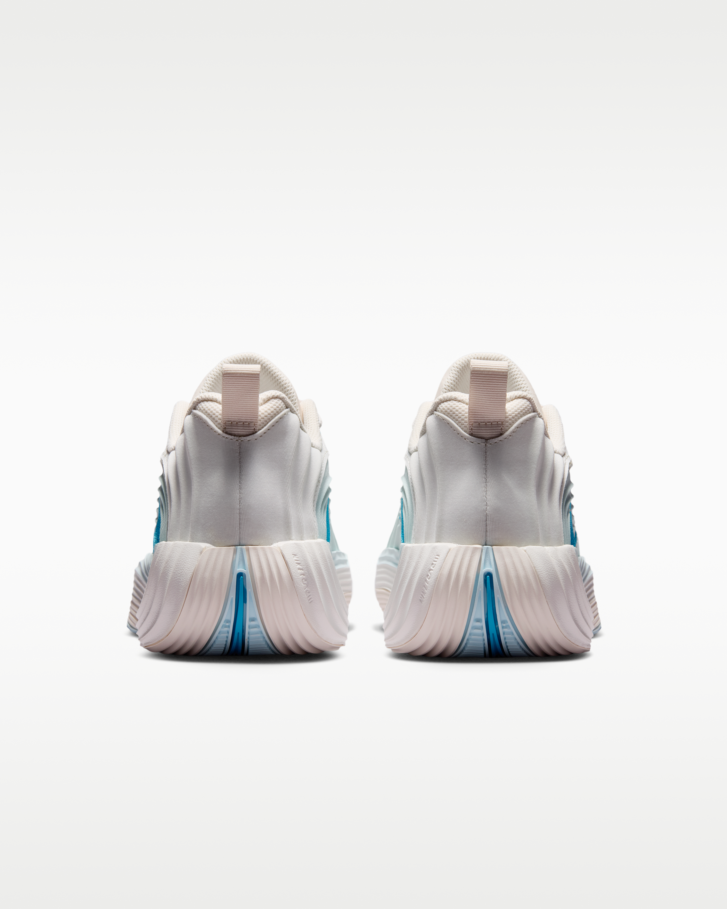 Giannis Immortality 5 Basketball Shoes - Sail/Glacier Blue/Chalk/Light Current Blue - View 6