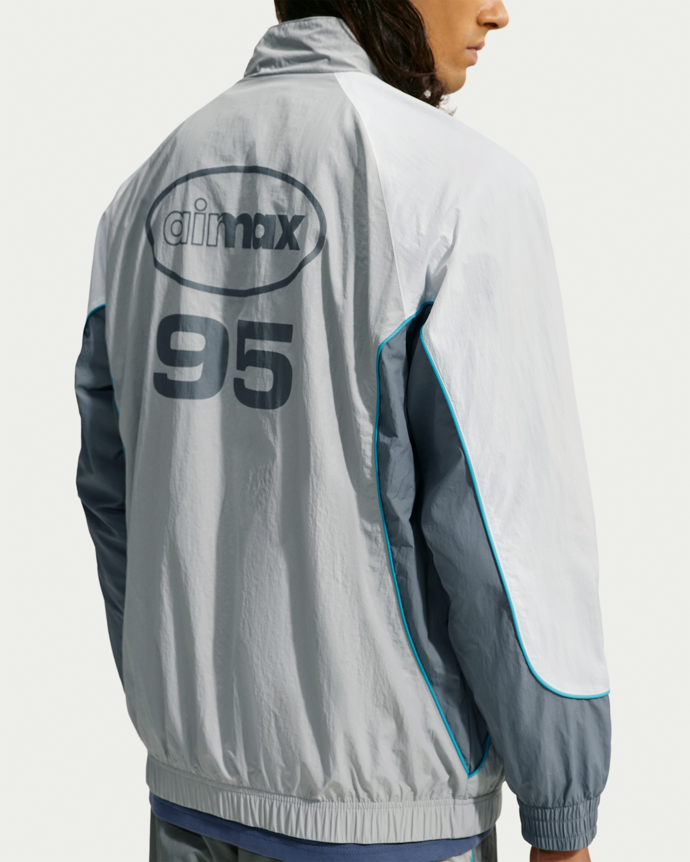 Nike Air Max 95 Men's Woven Jacket - Light Smoke Grey/Cool Grey/Summit White/Dusty Cactus - View 2