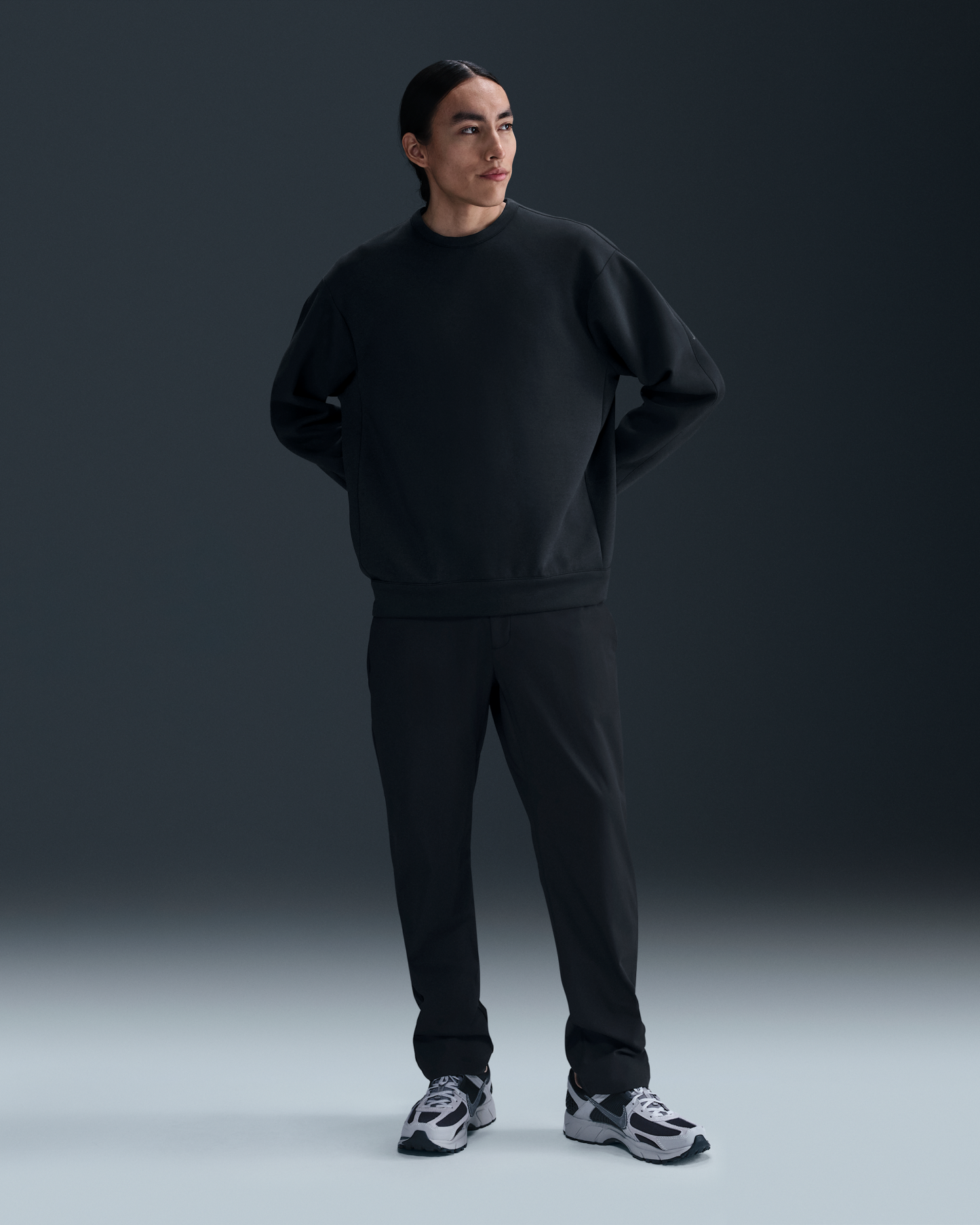 Nike 24.7 ImpossiblySoft Men's Dri-FIT Crew - Black/Dark Smoke Grey - View 4