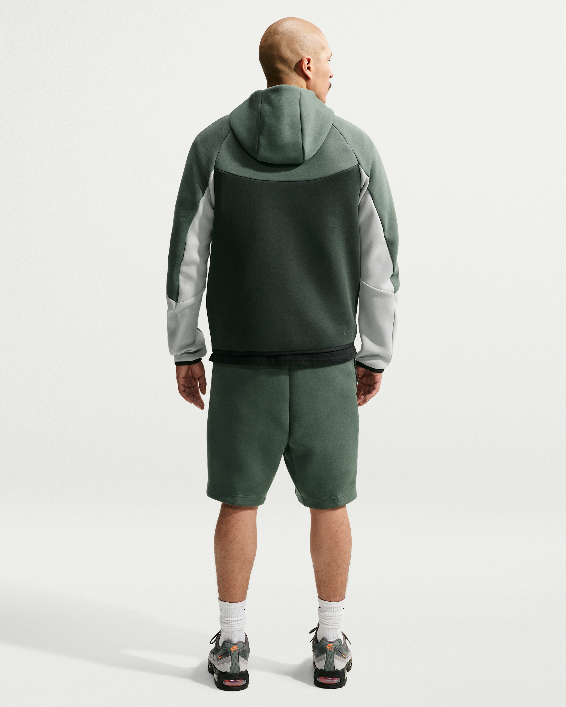 Nike Tech Men's Fleece Windrunner Full-Zip Jacket - Camo Green/Black Spruce/Light Smoke Grey/Chrome Yellow - View 5