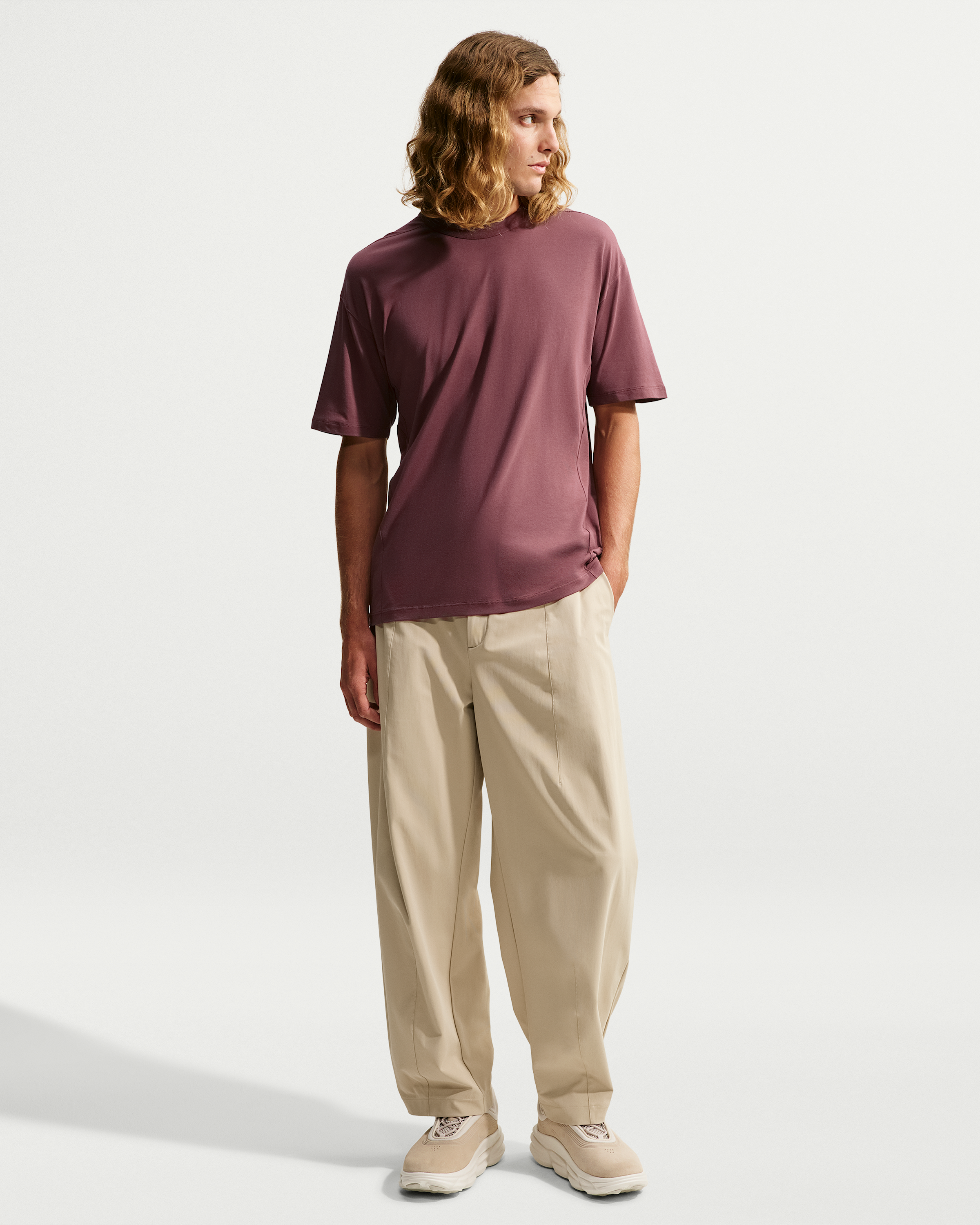 Nike 24.7 ImpossiblySoft Light Men's Dri-FIT Short-Sleeved T-Shirt - Light Boulder/Black/Burgundy Crush - View 4