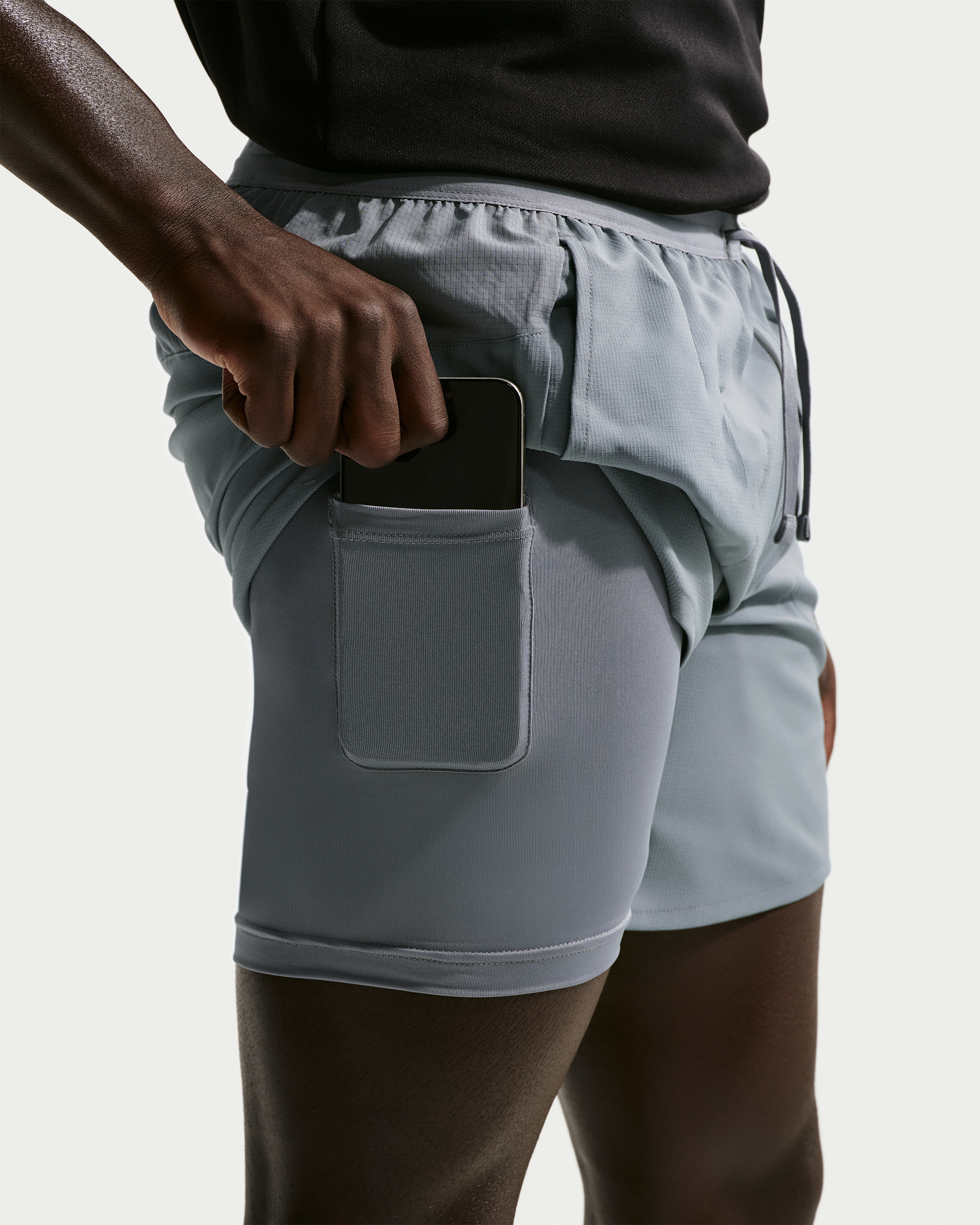 Nike Stride Men's Dri-FIT 18cm (approx.) 2-in-1 Running Shorts - Smoke Grey - View 6