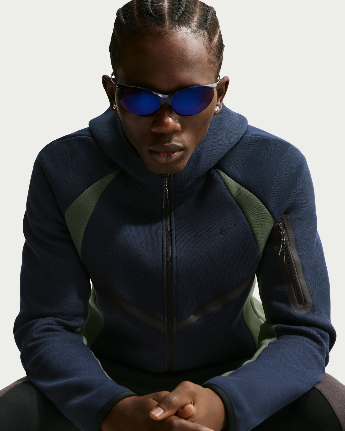 Nike Tech Men's Colour-Block Full-Zip Fleece Windrunner Jacket - Obsidian/Camo Green/Black - View 1