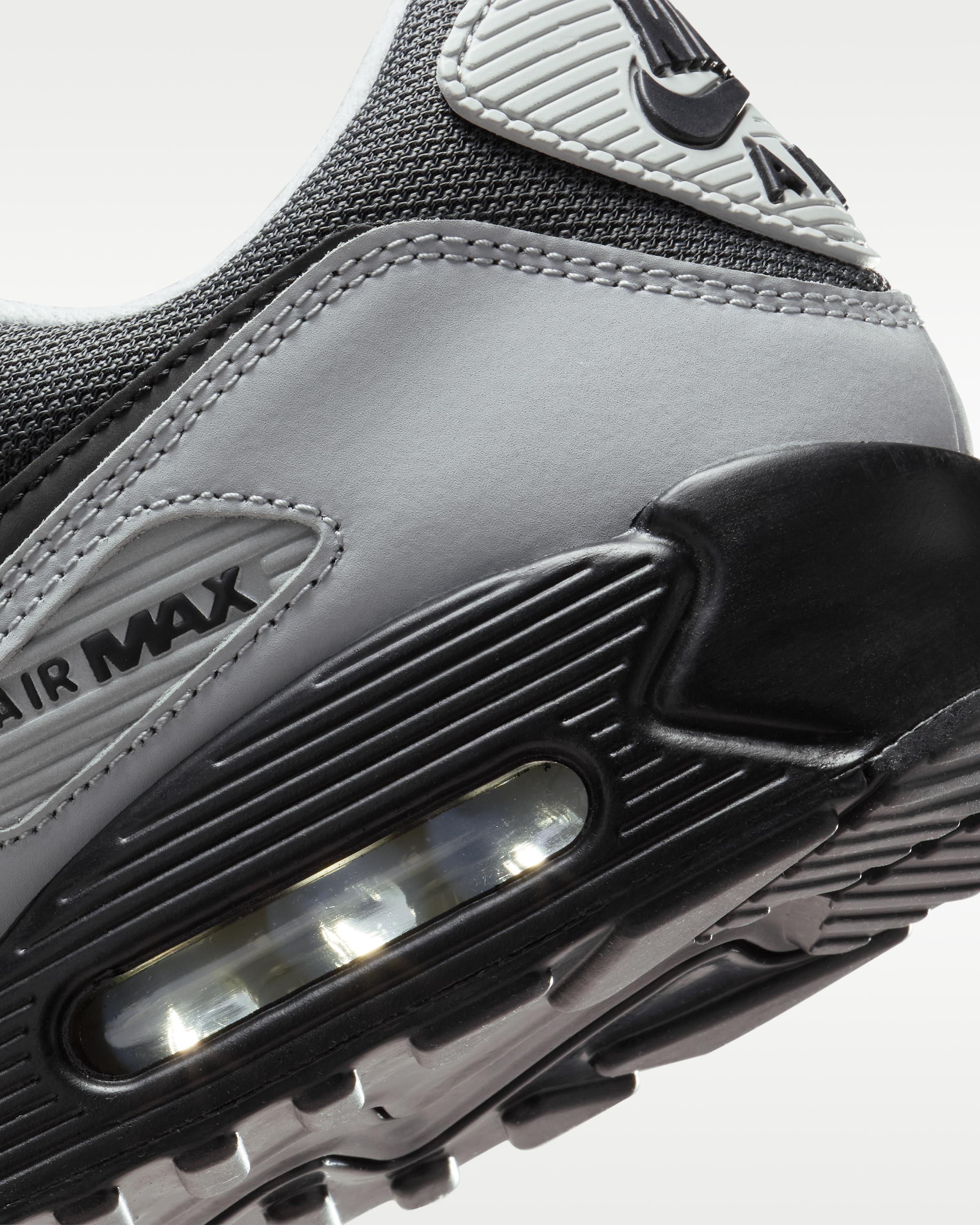 Nike Air Max 90 Men's Shoes - Light Smoke Grey/Anthracite/Photon Dust/Black - View 8