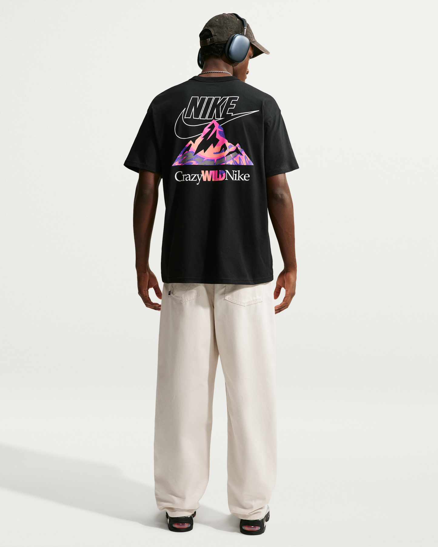 Nike Sportswear Men's T-Shirt - Black - View 5