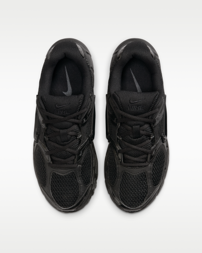 Nike V5 RNR Women's Shoes with Reflective Design Accents - Black/Anthracite/Black - View 4